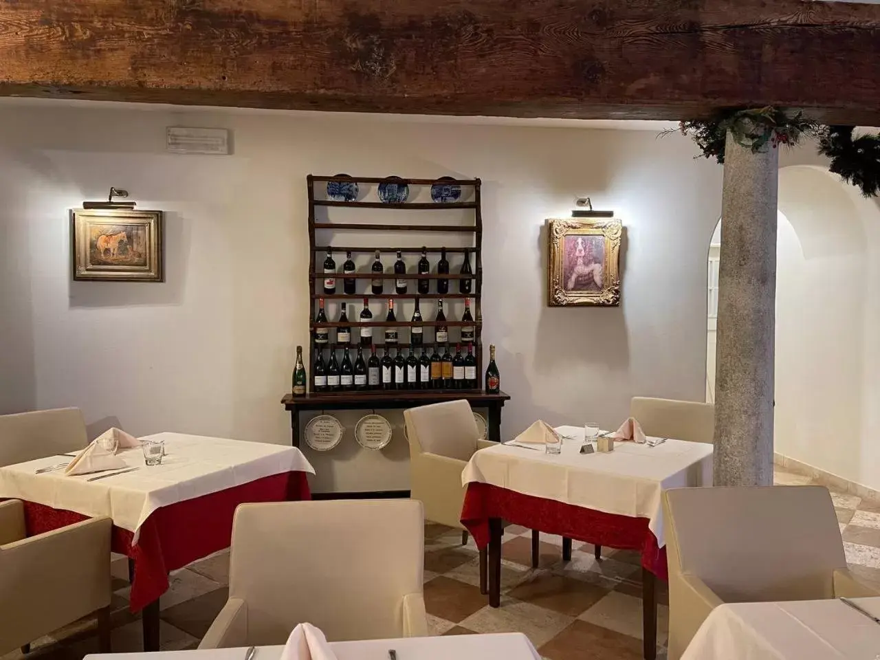 Restaurant/Places to Eat in Hotel Relais Vecchio Maso