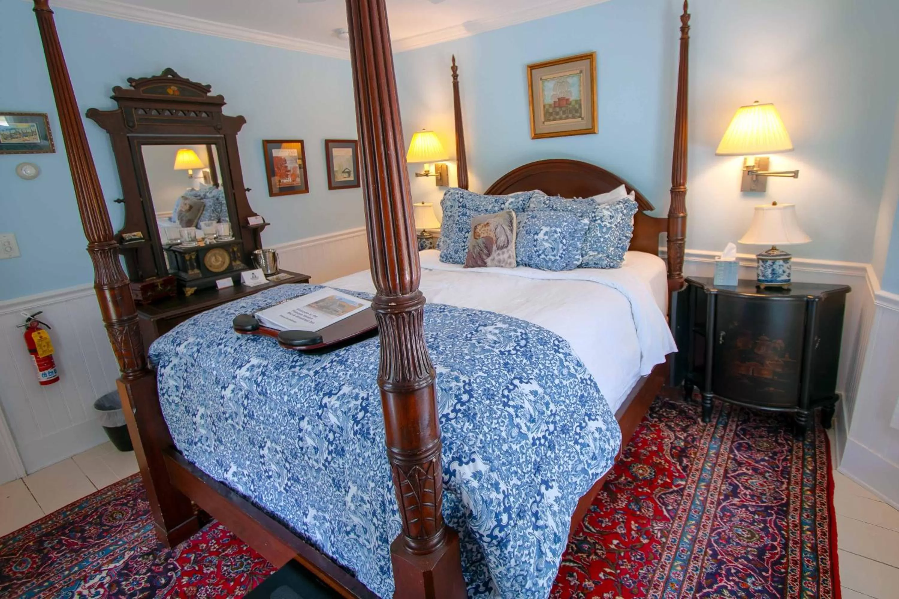 Bedroom, Bed in Phineas Swann Inn & Spa
