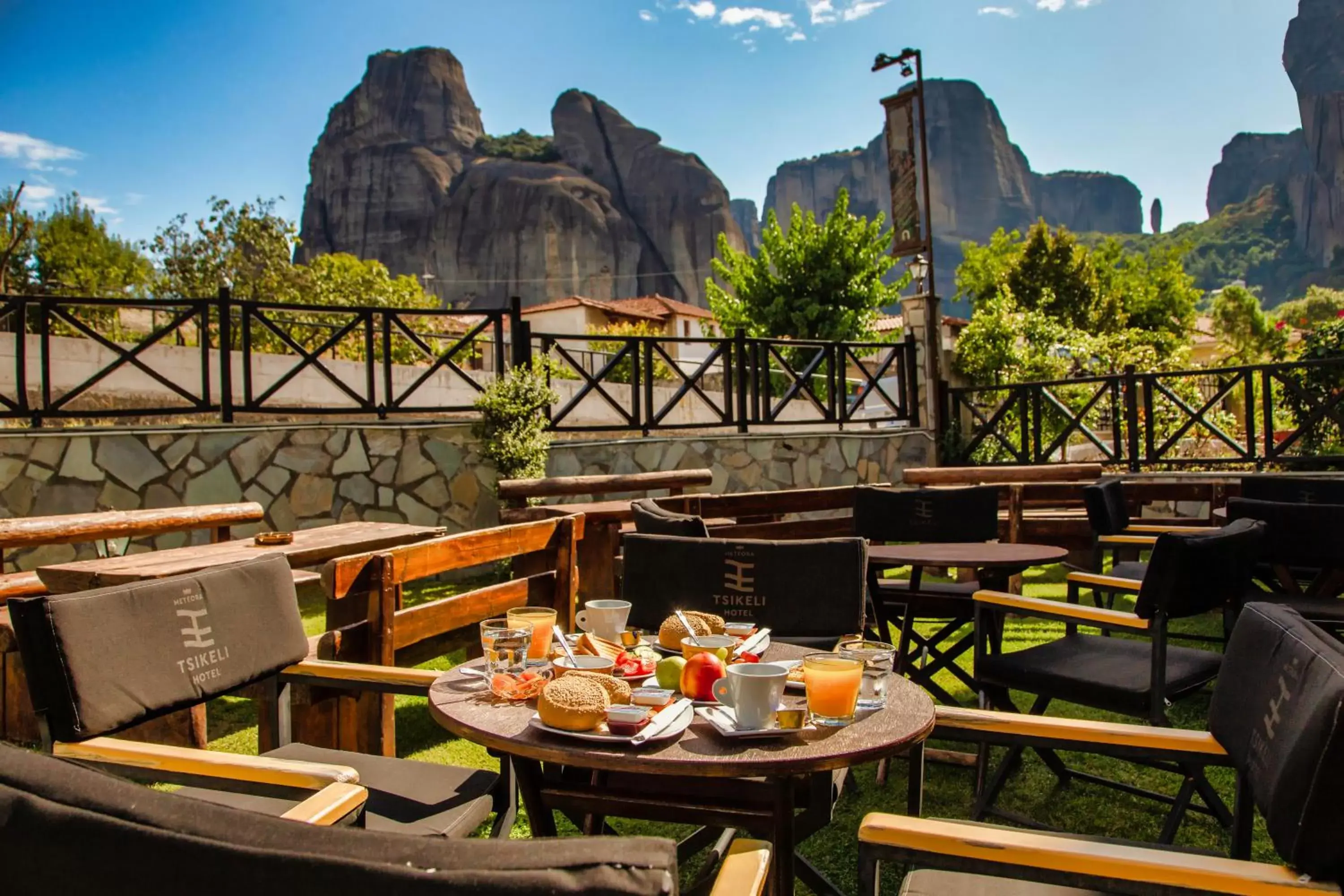 Food and drinks, Mountain View in Tsikeli Boutique Hotel Meteora - Adults Friendly