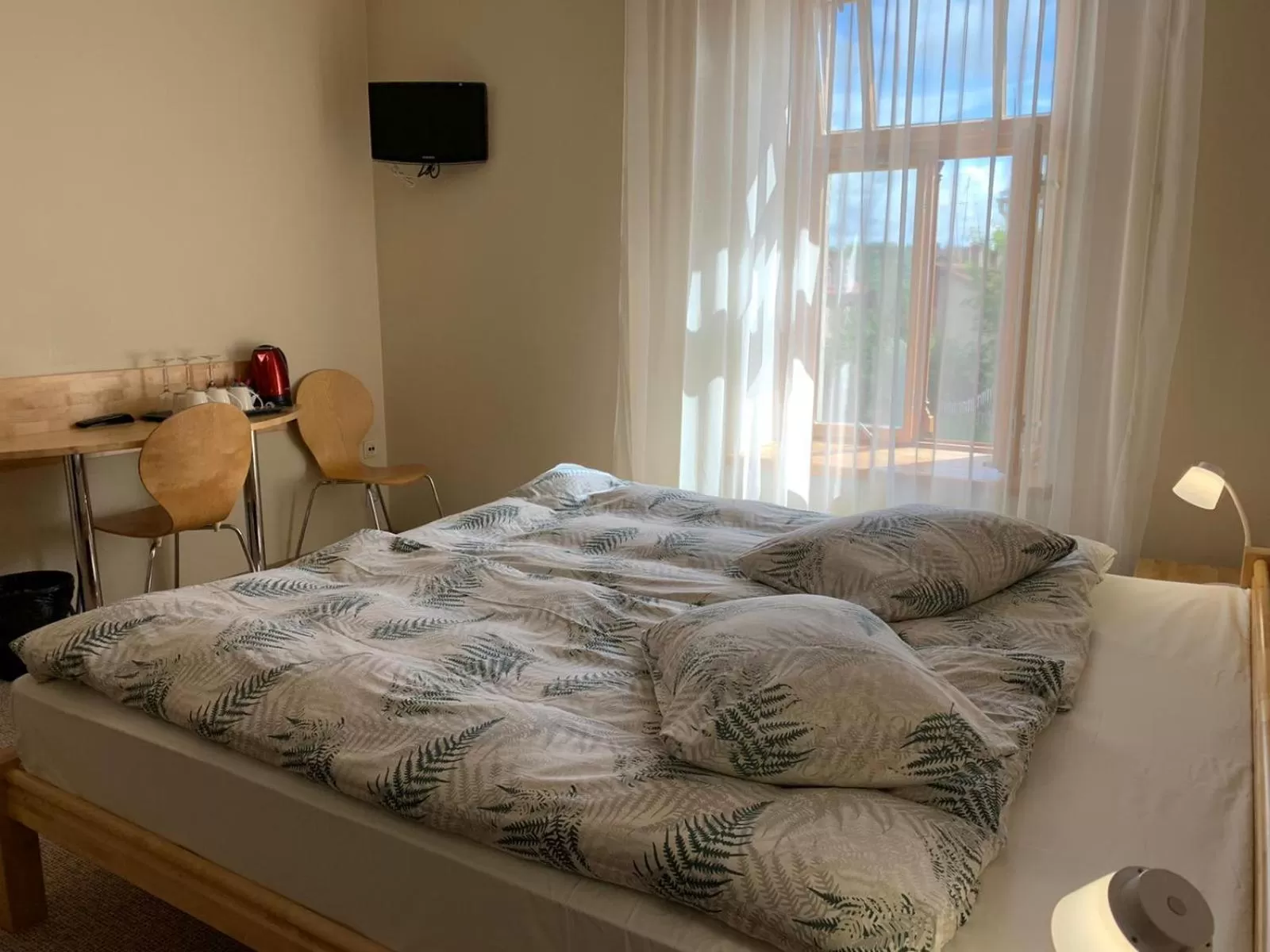 Photo of the whole room, Bed in Hotel Katrina