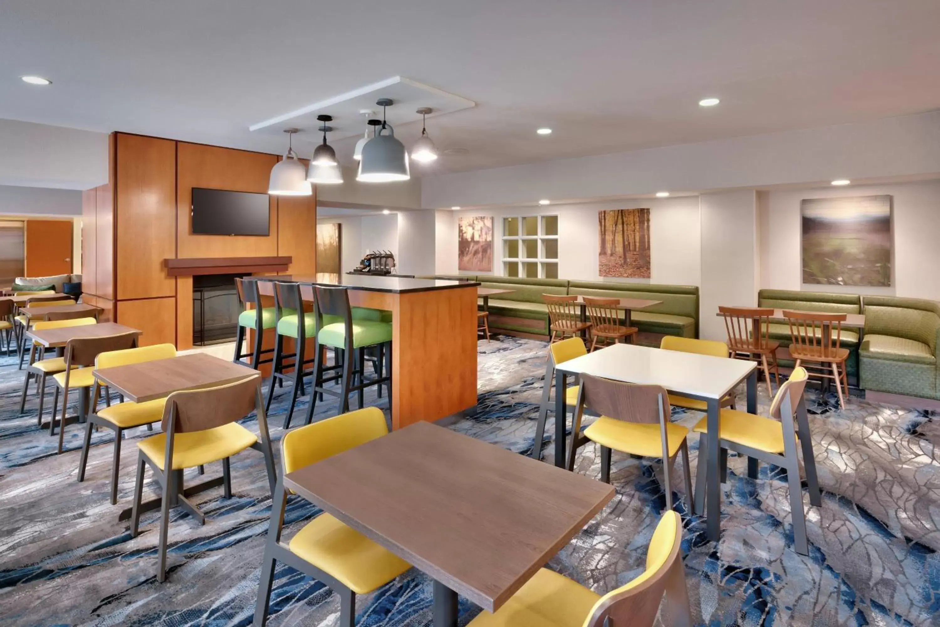 Breakfast, Restaurant/Places to Eat in Fairfield Inn & Suites Seattle Bellevue/Redmond
