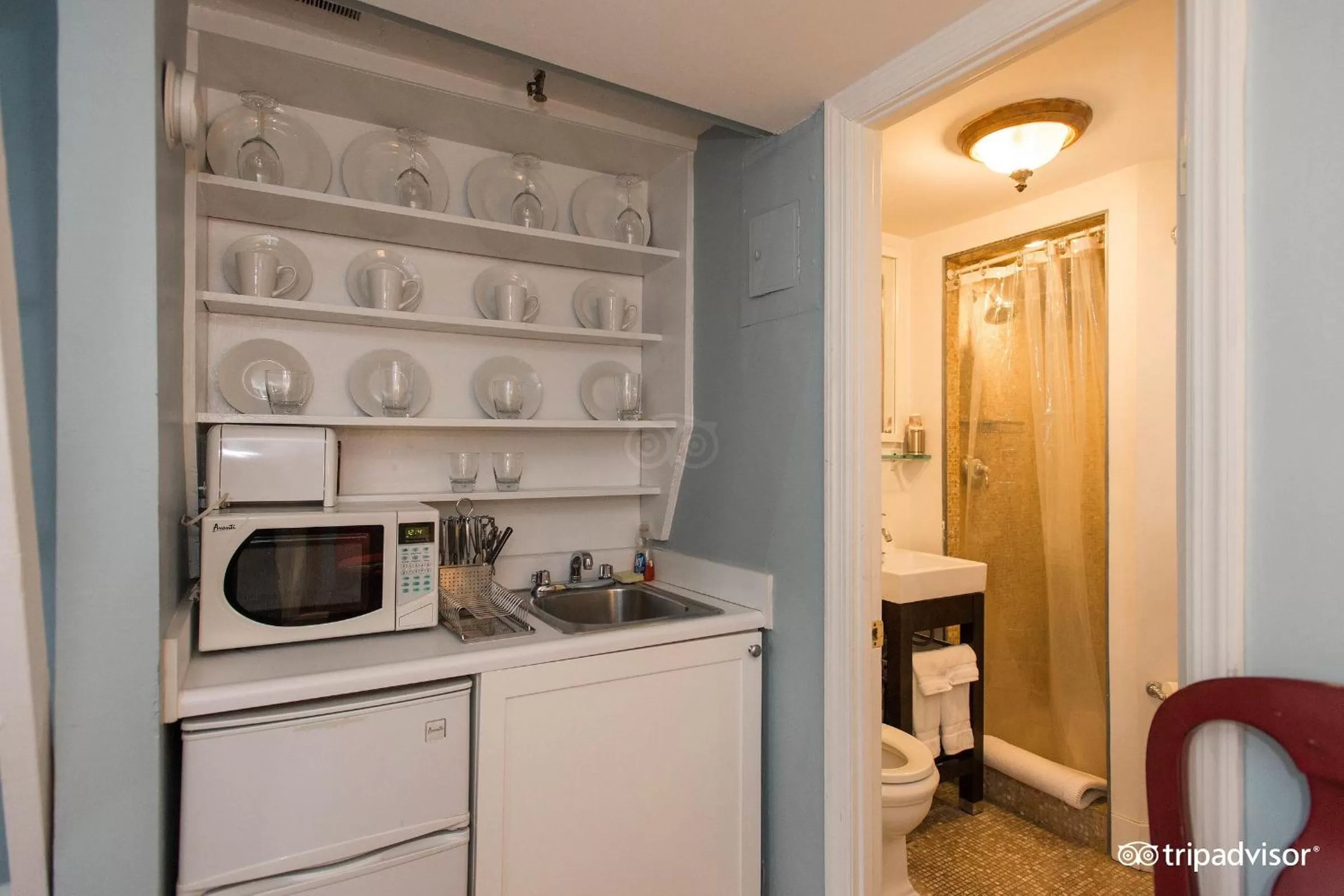 Kitchen or kitchenette in Incentra Village Hotel