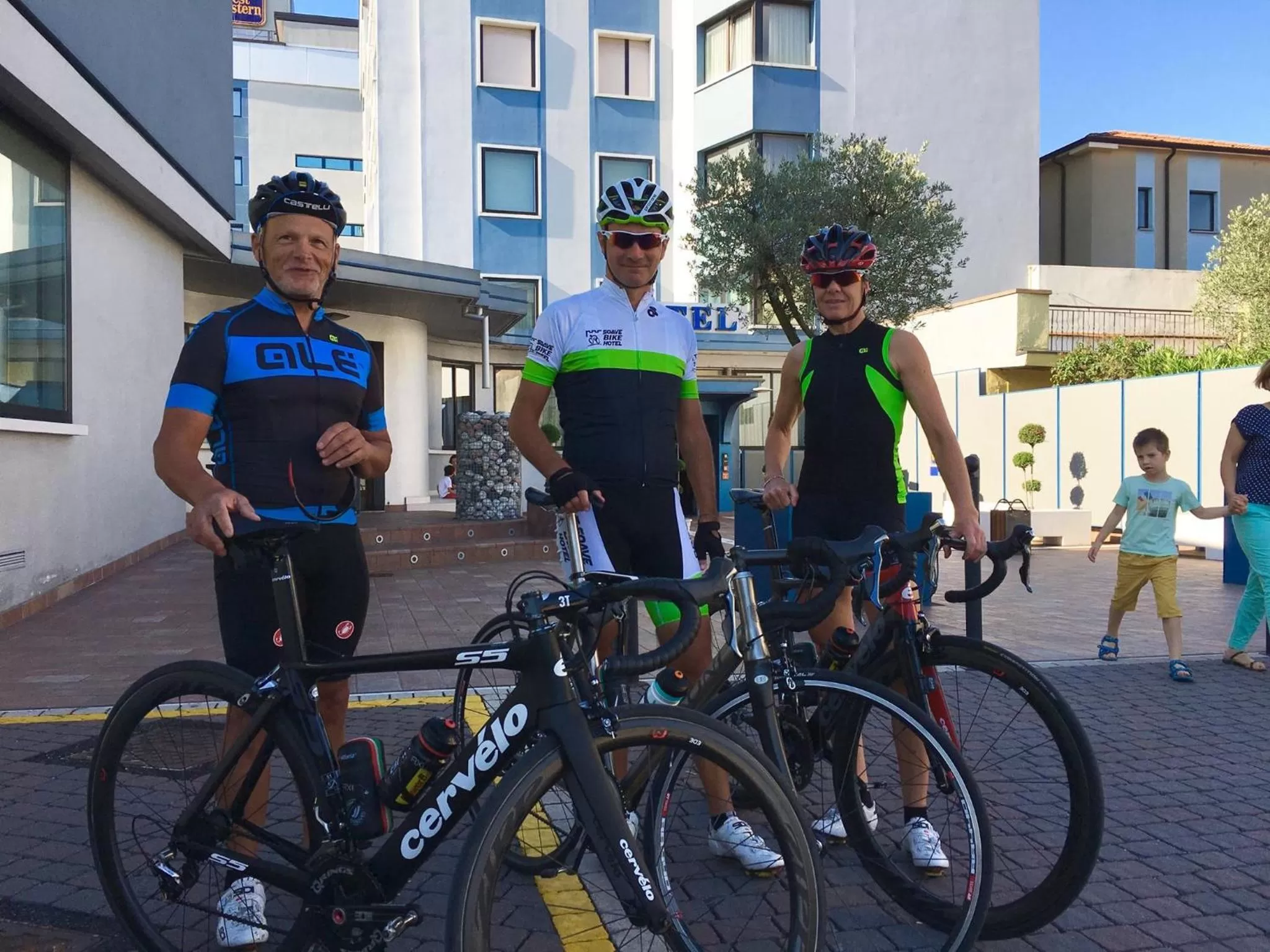 People in Best Western Plus Soave Hotel