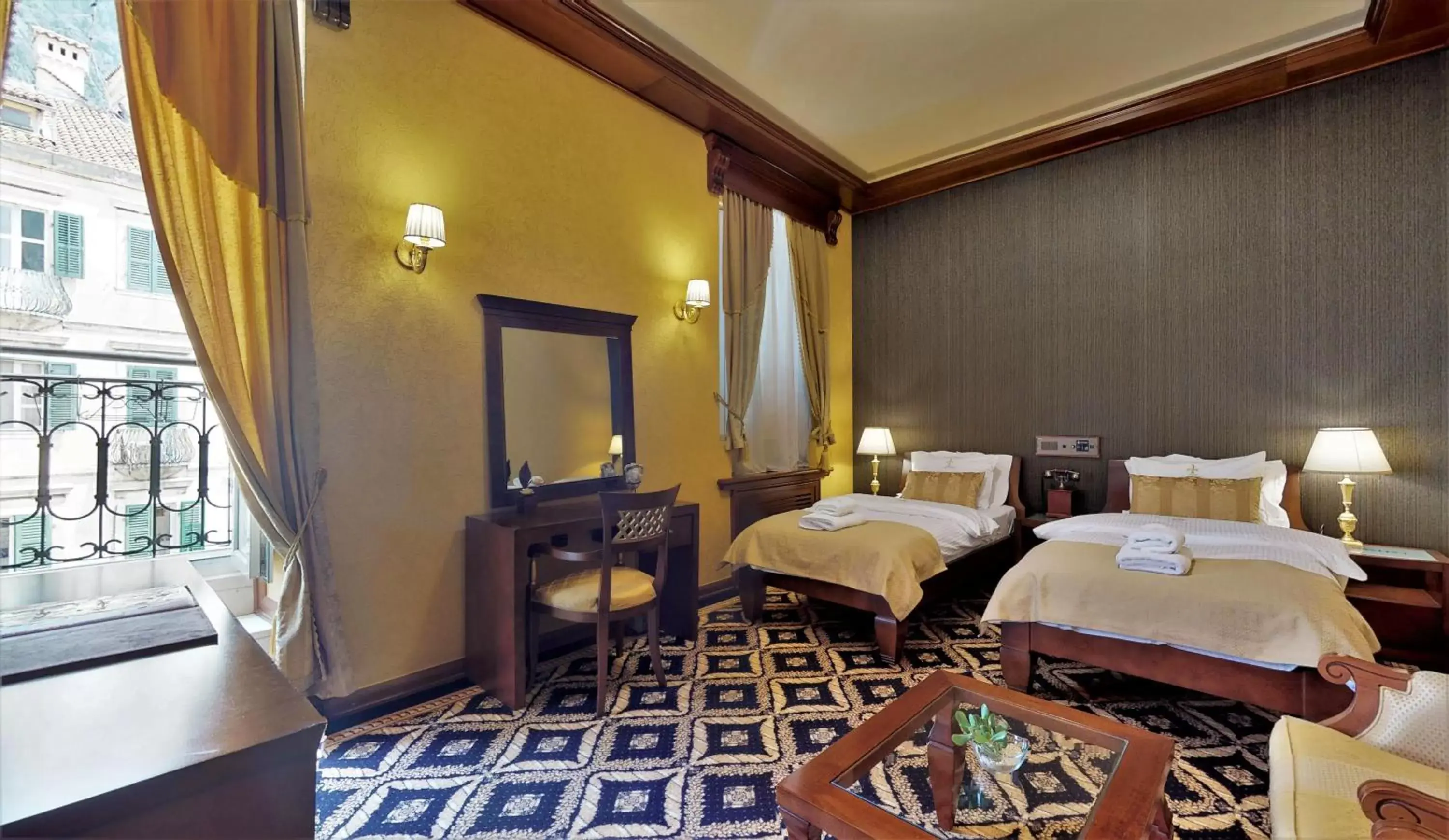 Bed in Historic Boutique Hotel Cattaro