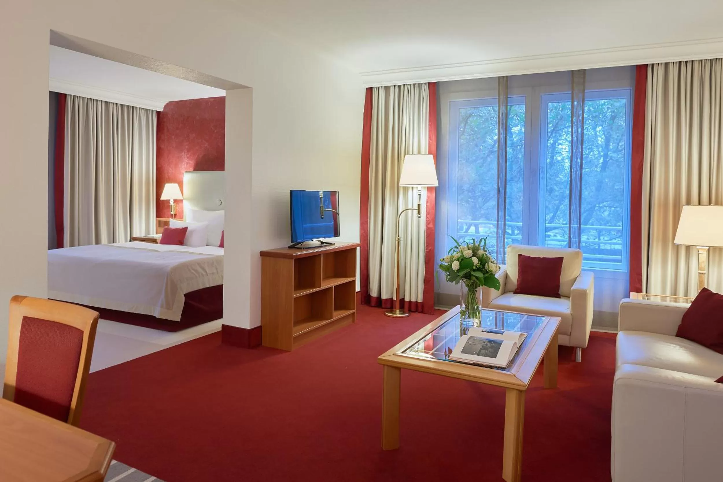 Living room, Bed in Dorint An den Westfalenhallen Dortmund