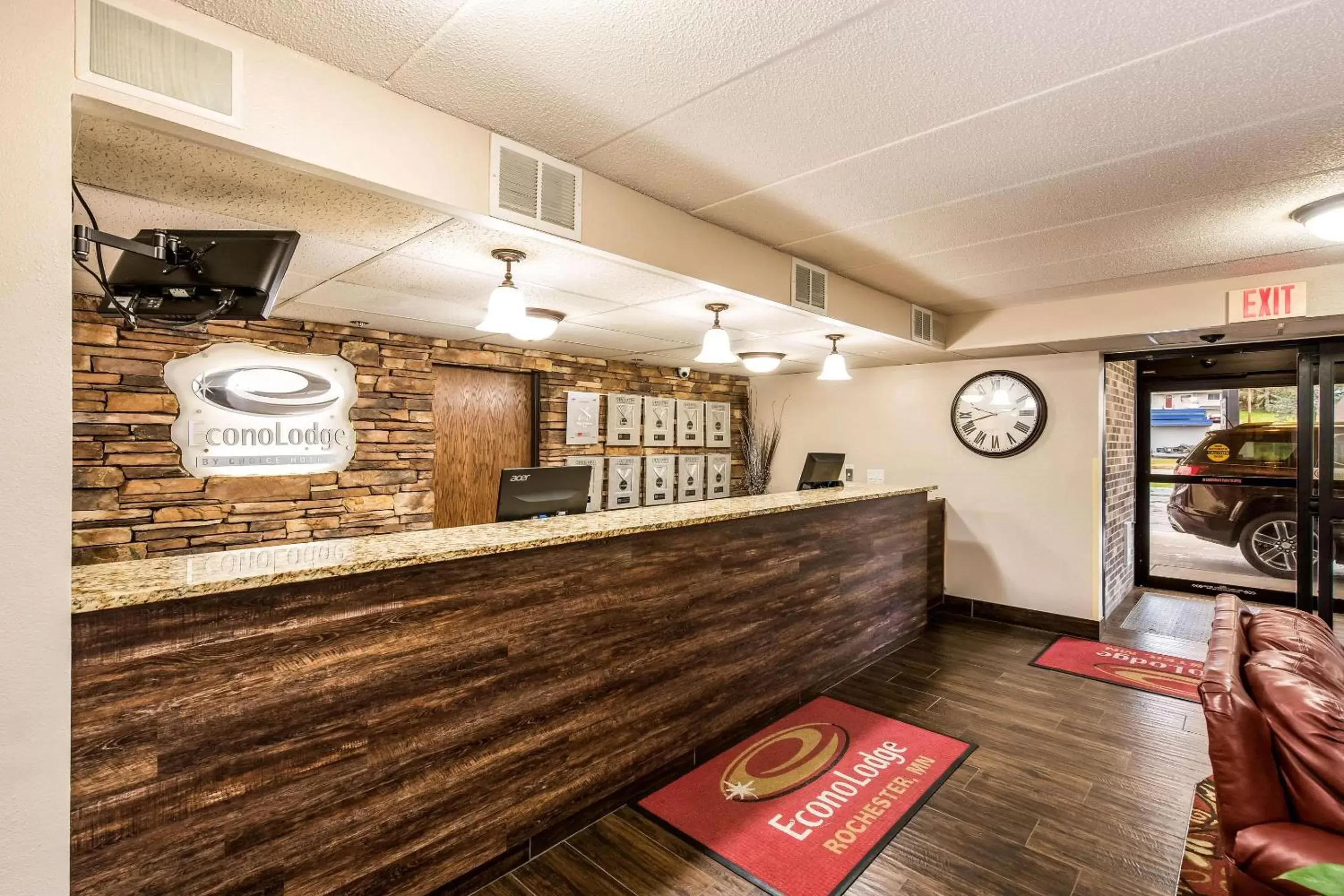 Lobby or reception, Lobby/Reception in Econo Lodge Rochester