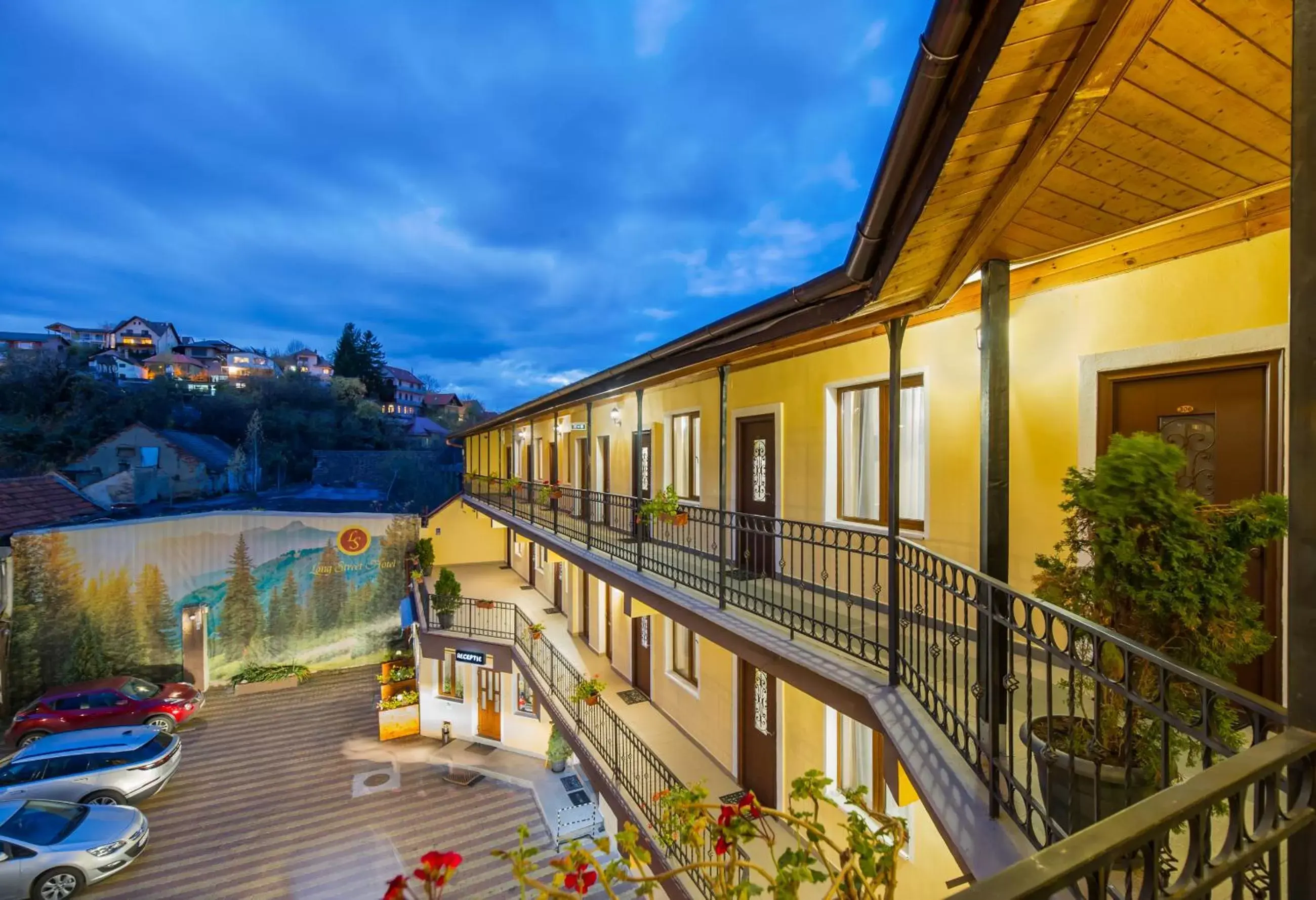 Property building, Balcony/Terrace in Long Street Hotel