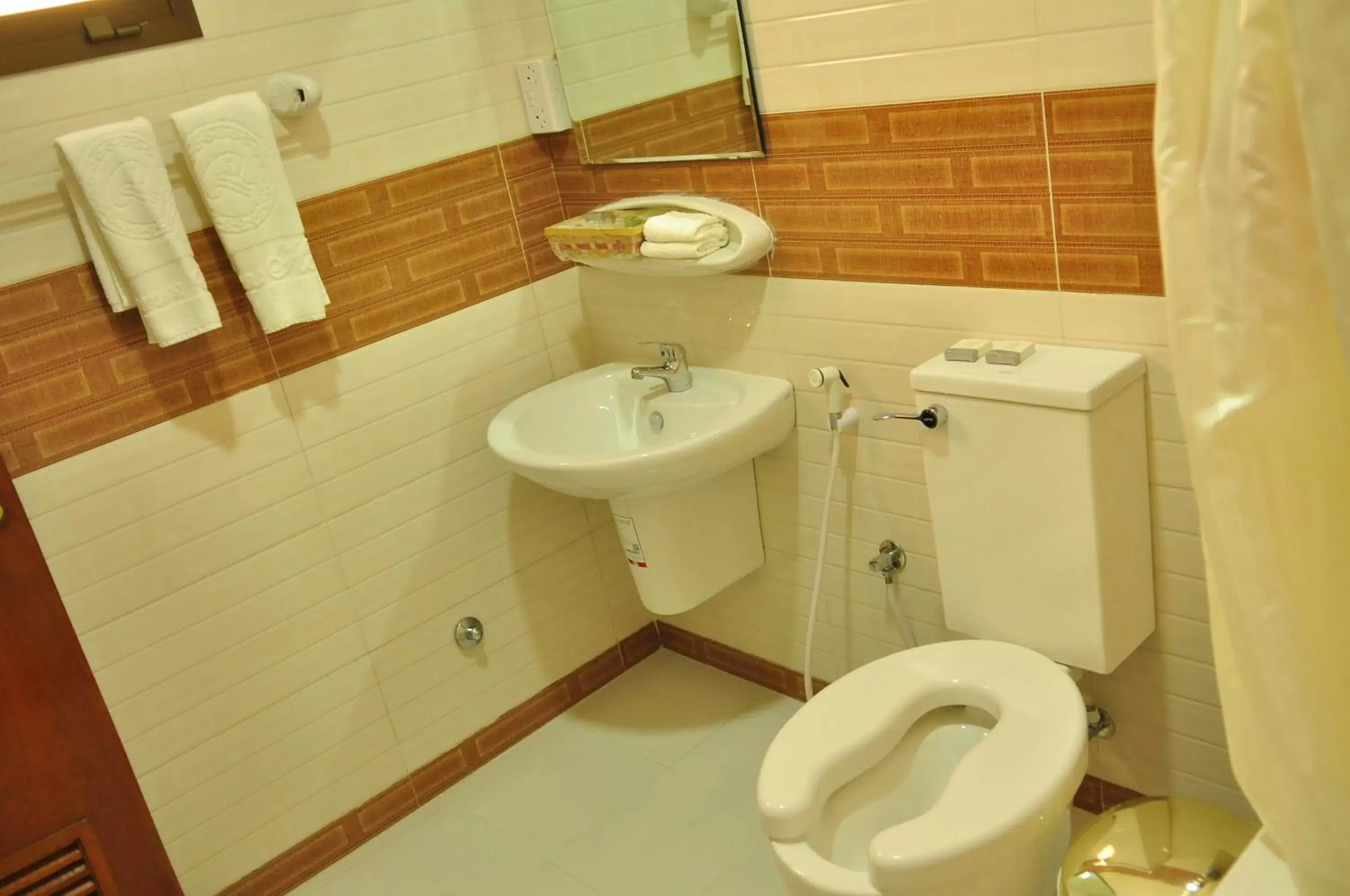 Bathroom in Al Bahjah Hotel