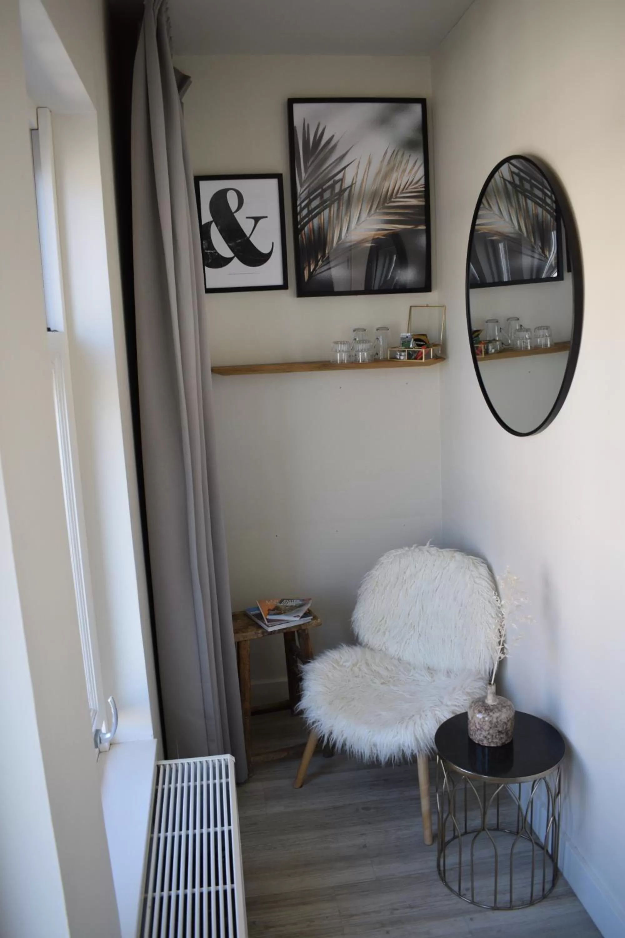 Seating area in Boutique hotel van Ham