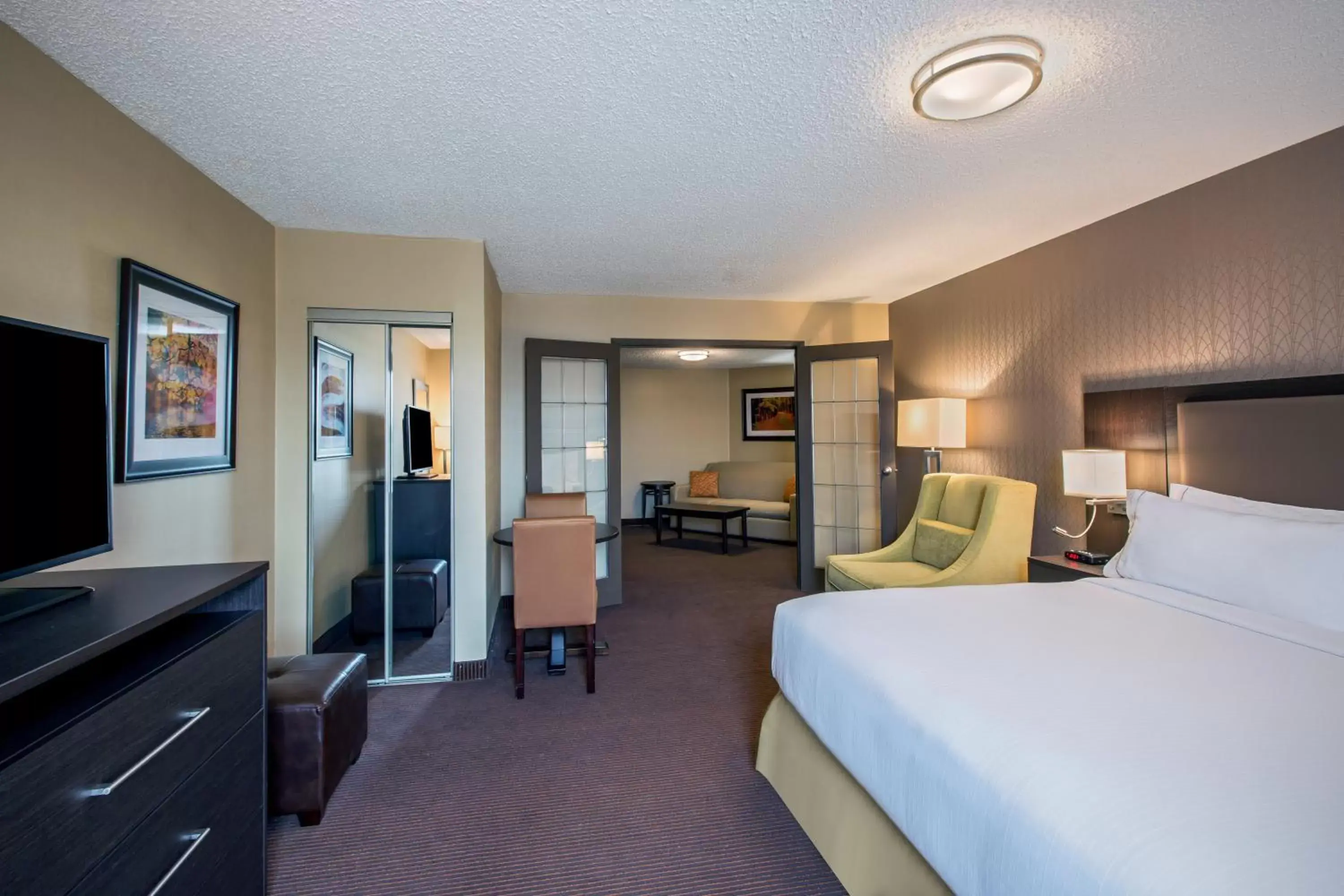 Photo of the whole room in Holiday Inn Express & Suites Regina Downtown, an IHG Hotel