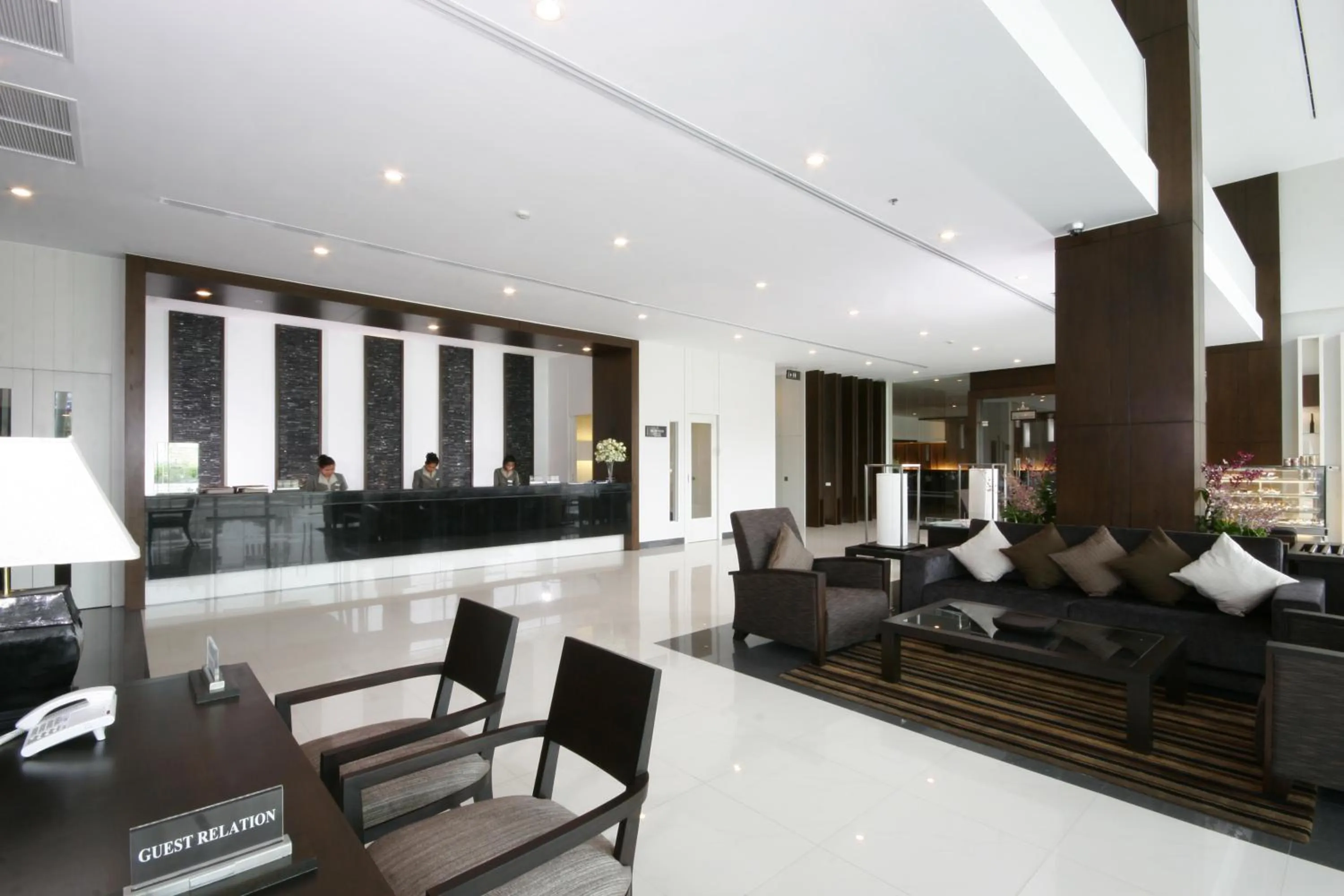 Lobby or reception in Kameo Grand Hotel & Serviced Apartment, Rayong