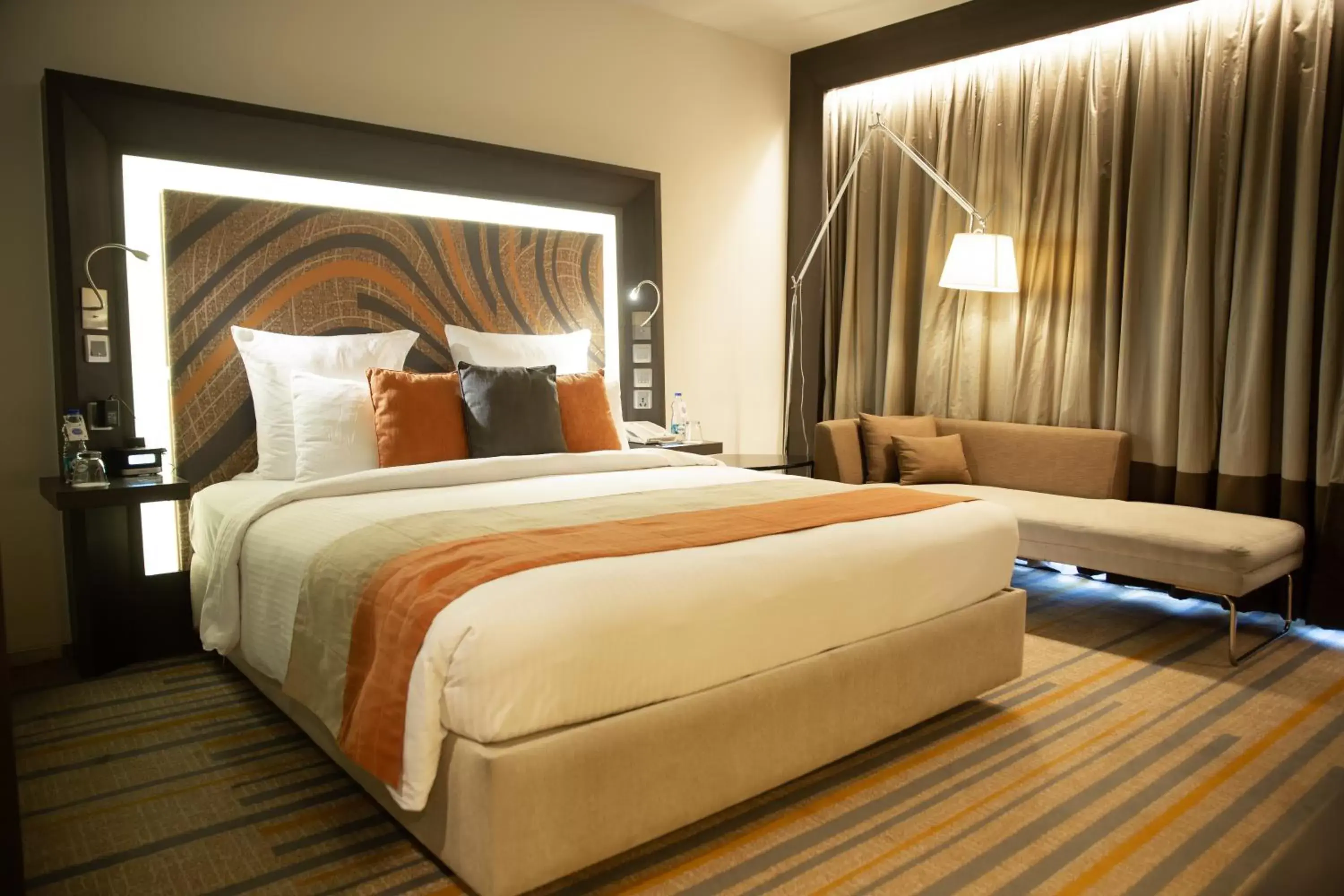 Bed in Novotel Kolkata Hotel and Residences