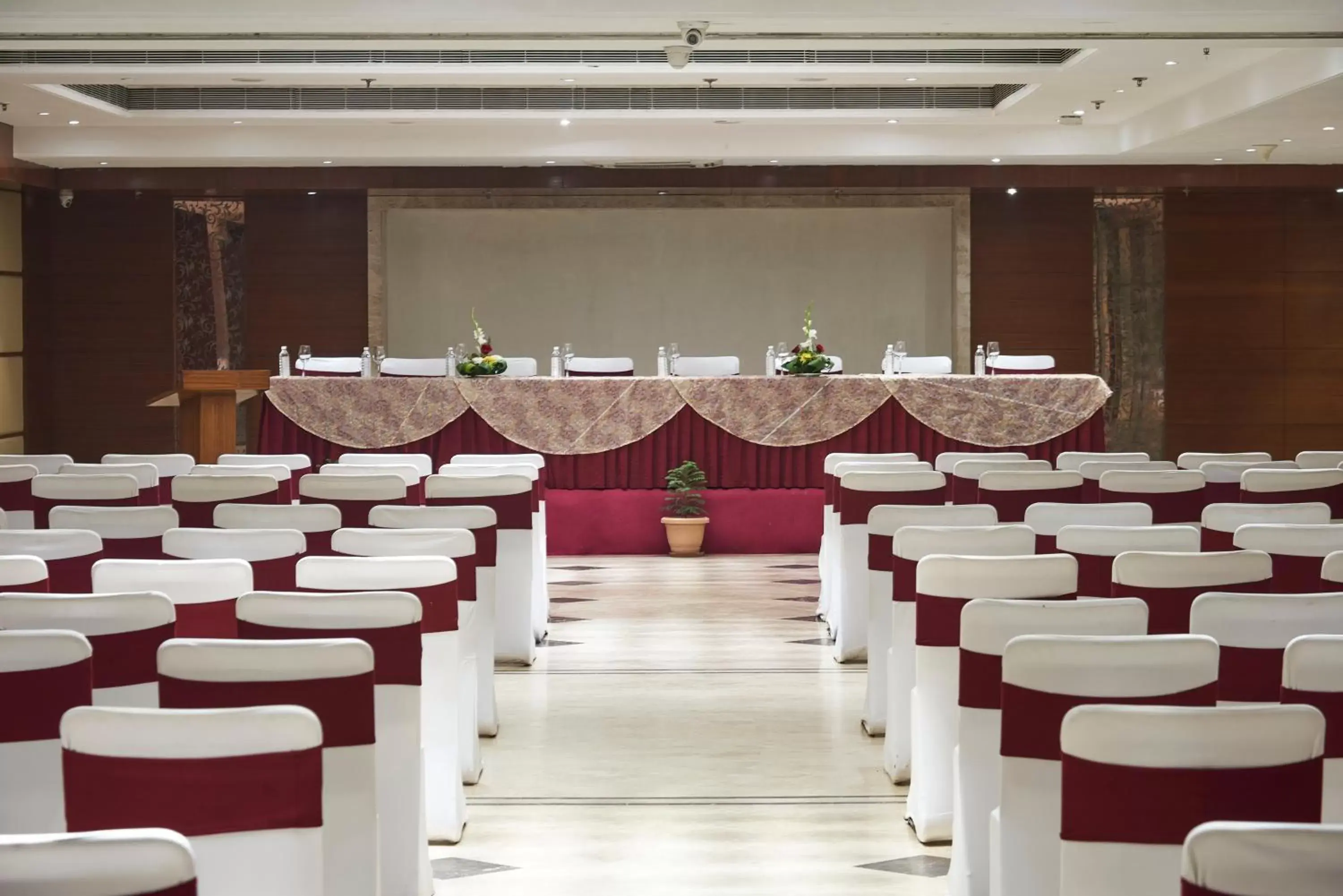 Banquet Facilities in The P L Palace Agra