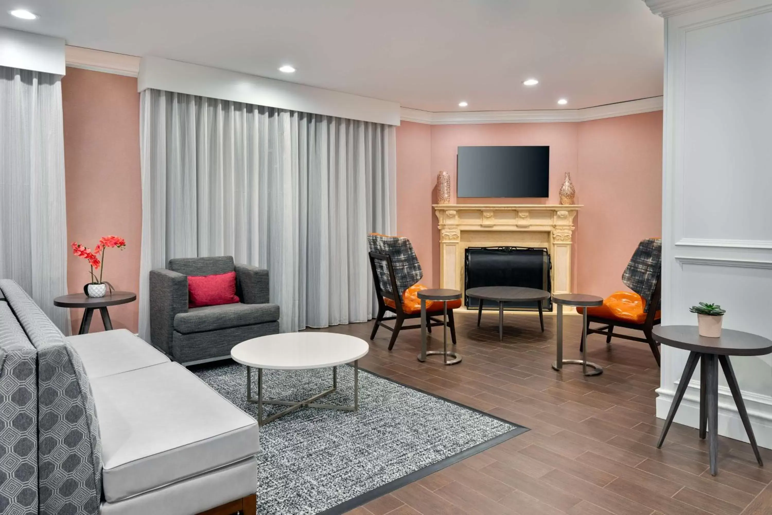 Lobby or reception, Seating Area in Hampton Inn and Suites Hartford/Farmington