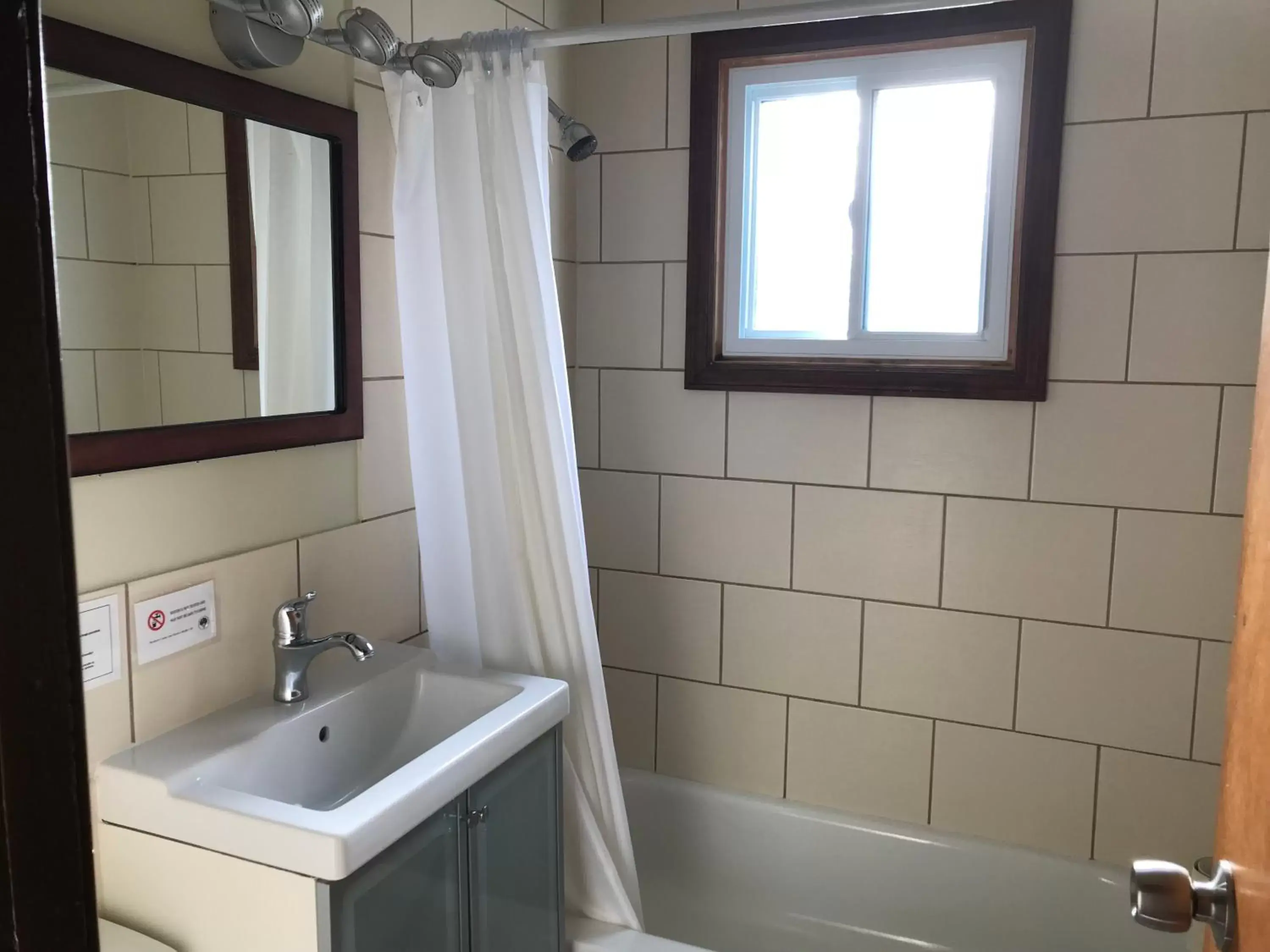 Bathroom in Hush Lodge and Cottages