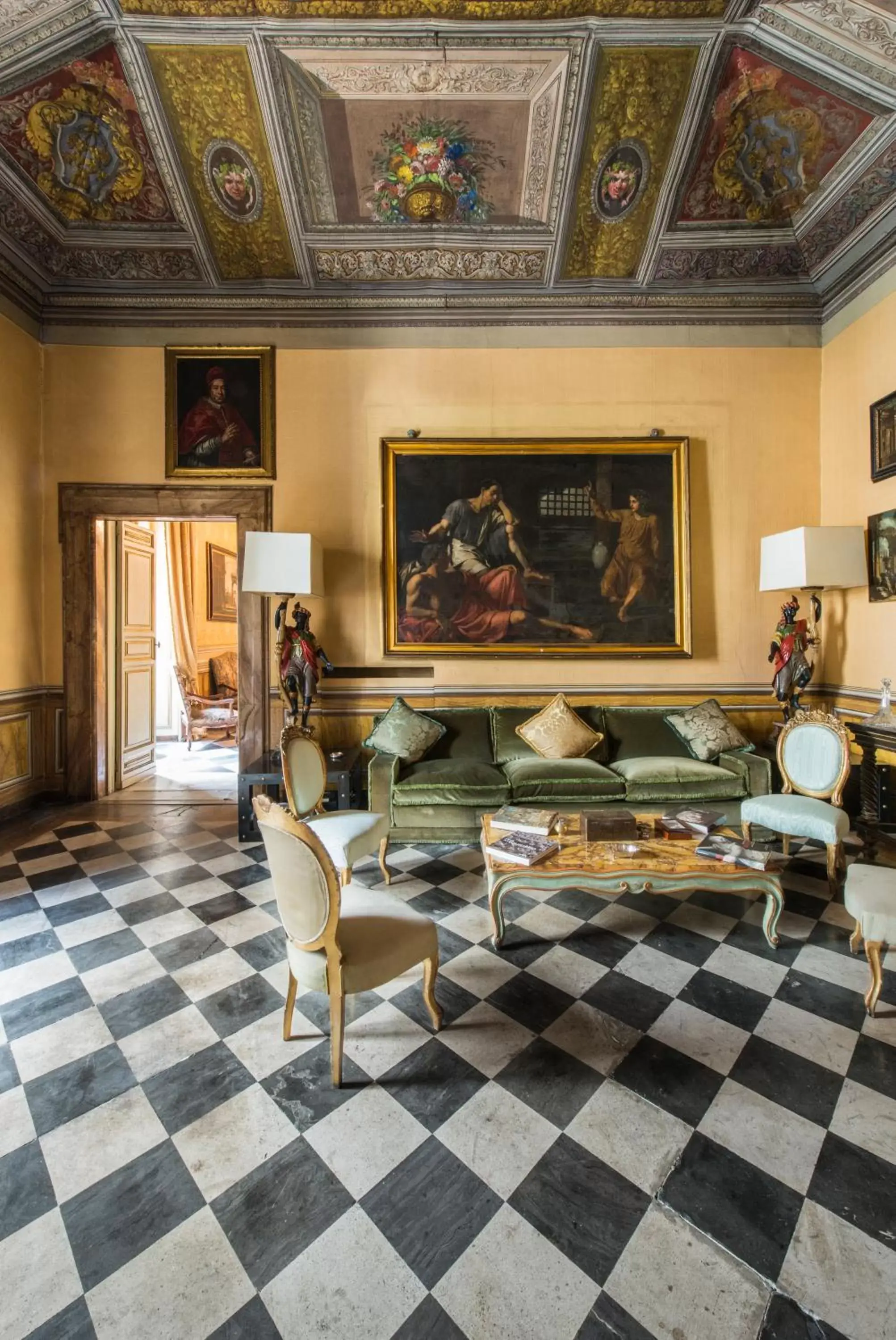 Communal lounge/ TV room, Lobby/Reception in Residenza Ruspoli Bonaparte