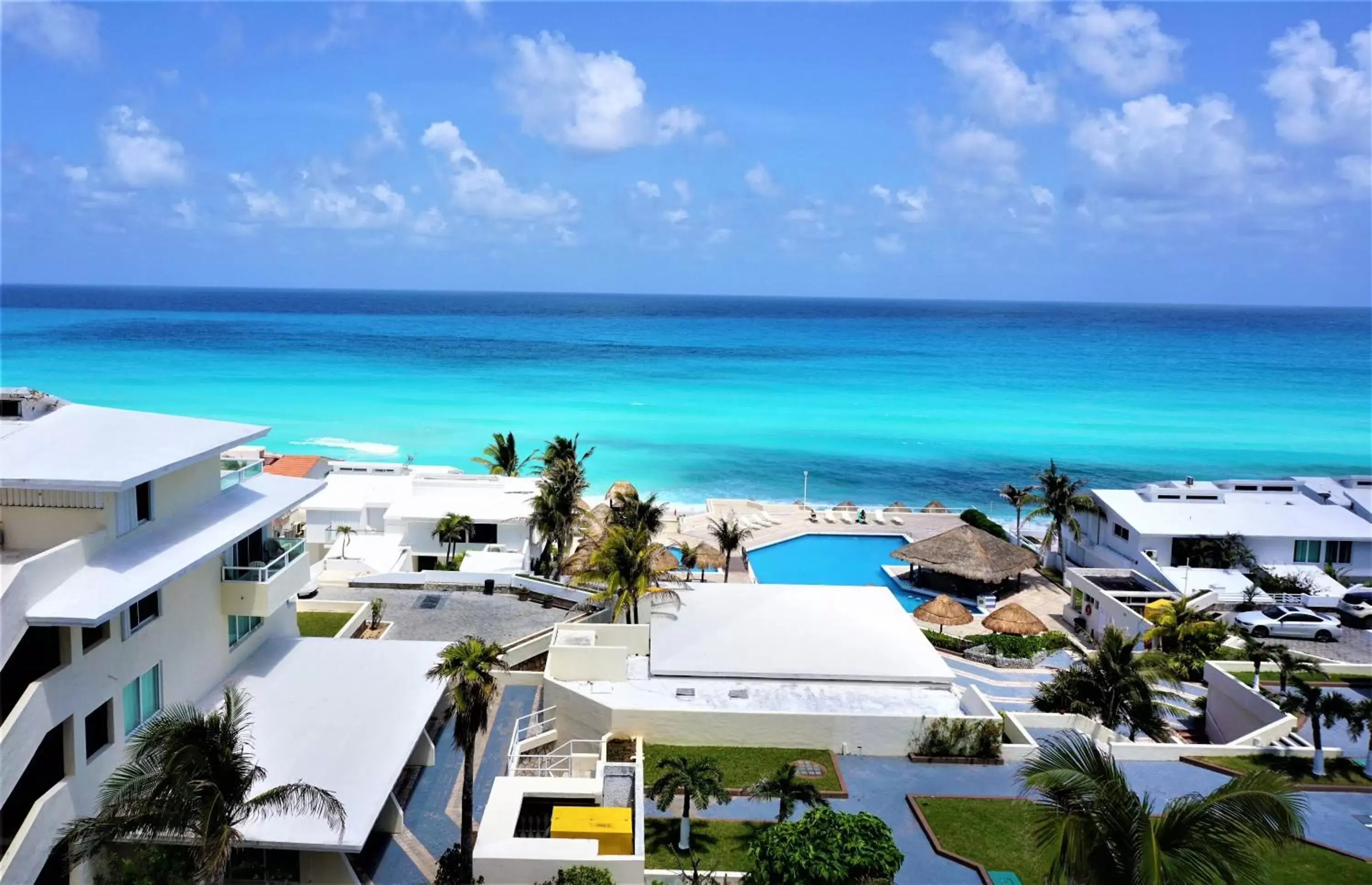Pool View in Beachfront Penthouses by LivIN Cancun