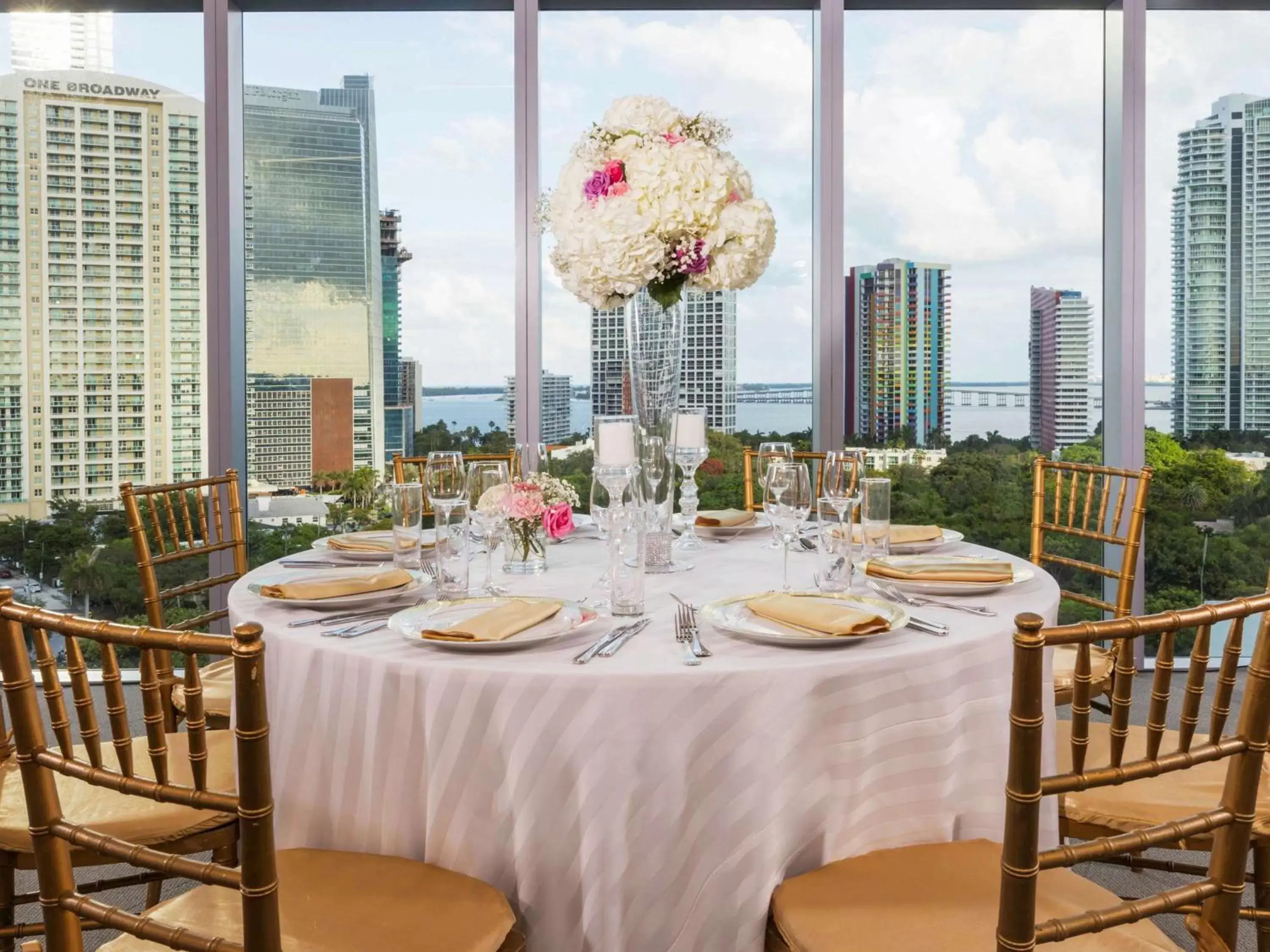 Other, Restaurant/Places to Eat in Novotel Miami Brickell