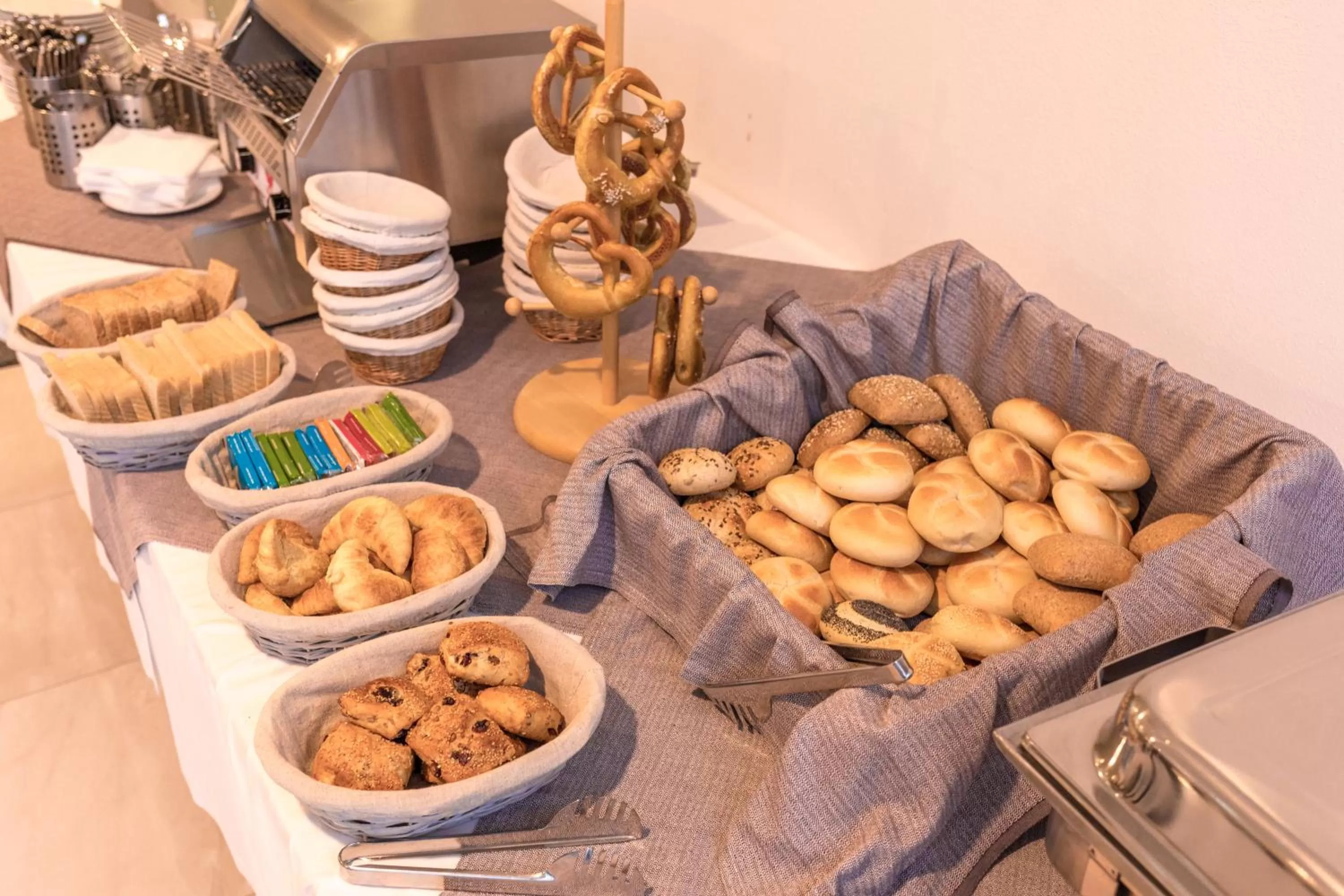 Breakfast in Stadthotel Donauwörth