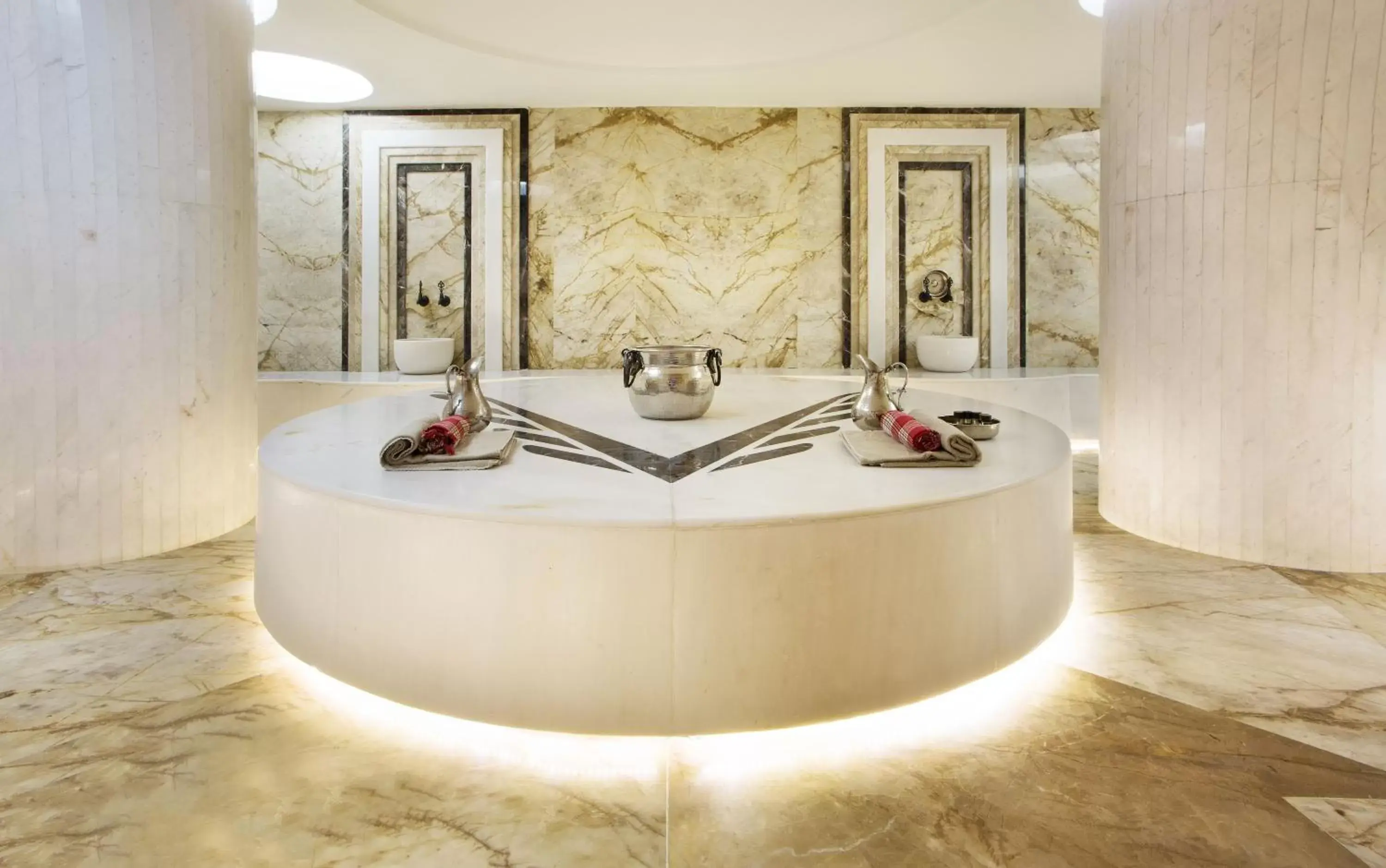 Public Bath in Veyron Hotels & SPA