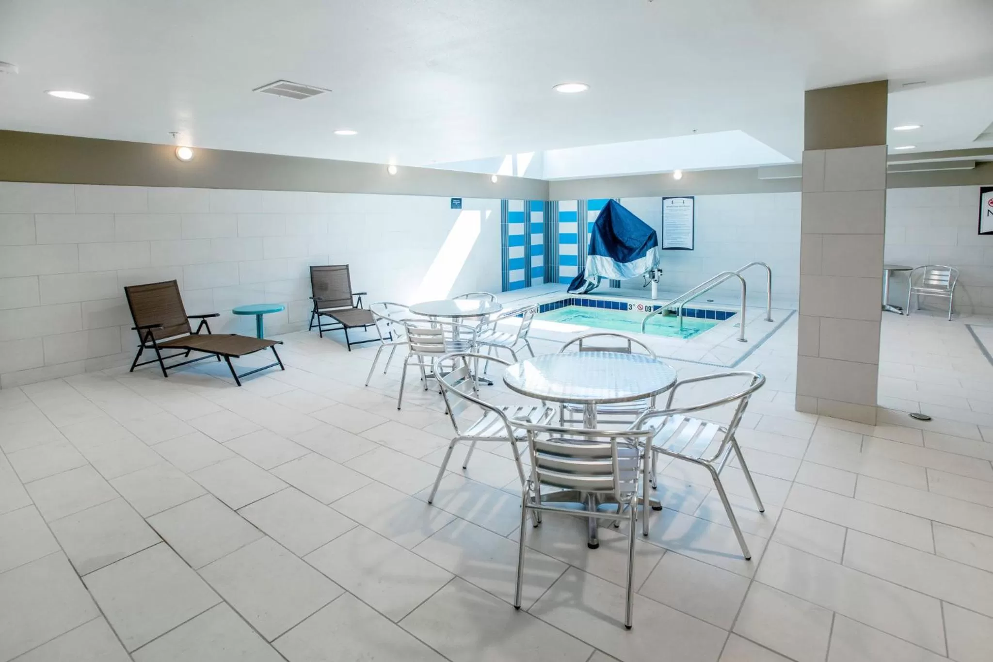 Swimming pool in Staybridge Suites Denver Downtown by IHG