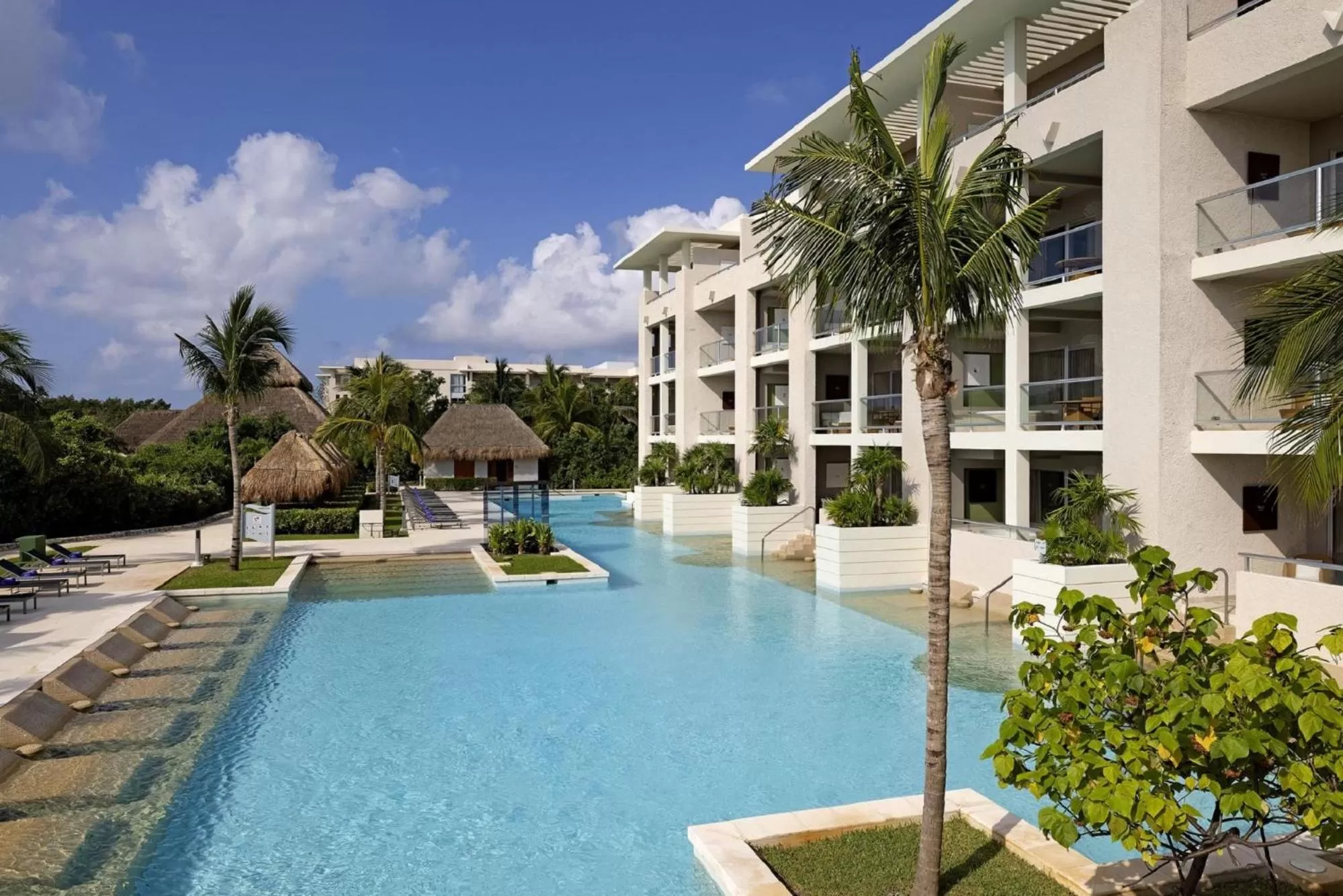 Swimming pool in Paradisus La Perla - Adults Only - Riviera Maya - All Inclusive