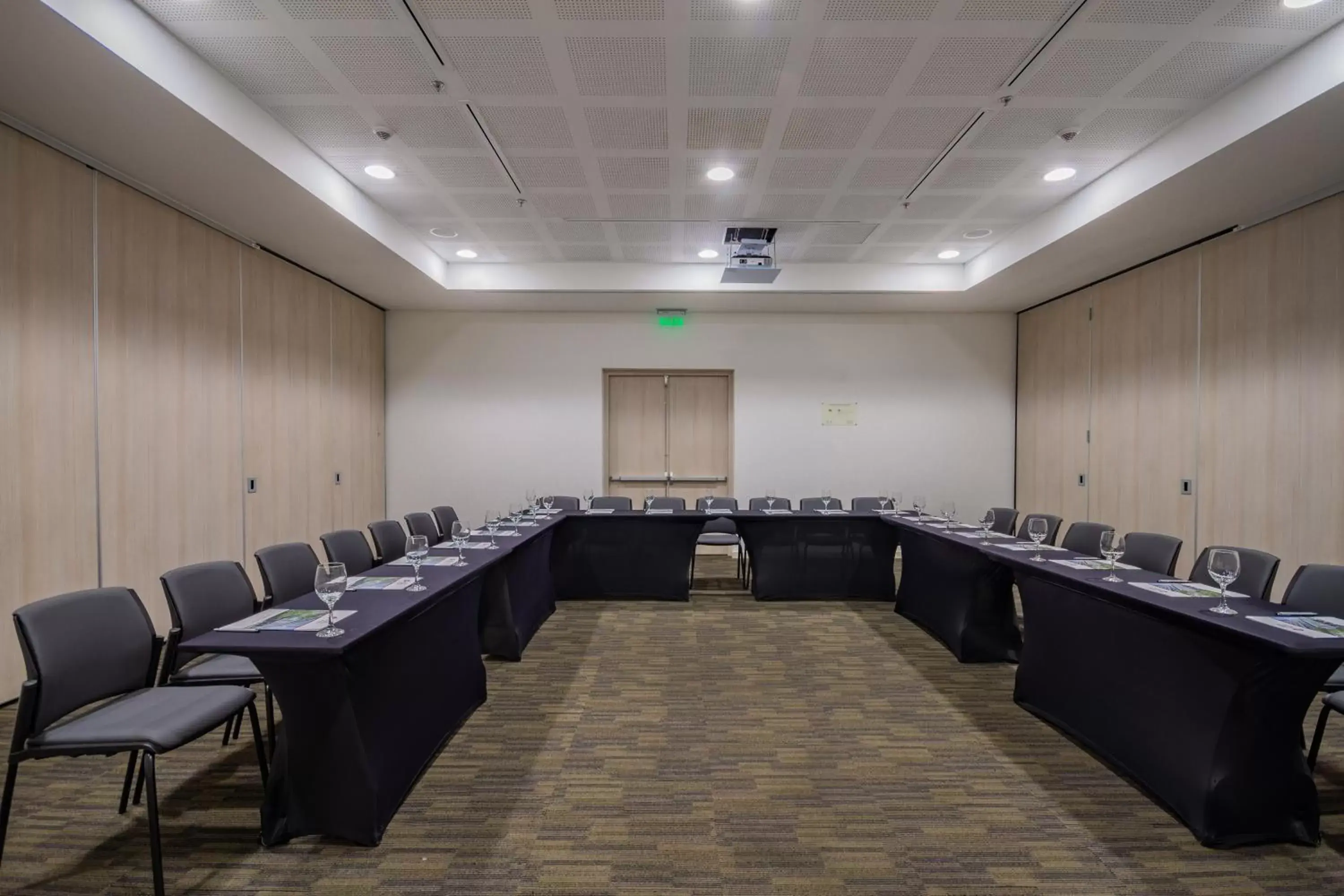 Meeting/conference room in Best Western Plus Santa Marta Hotel