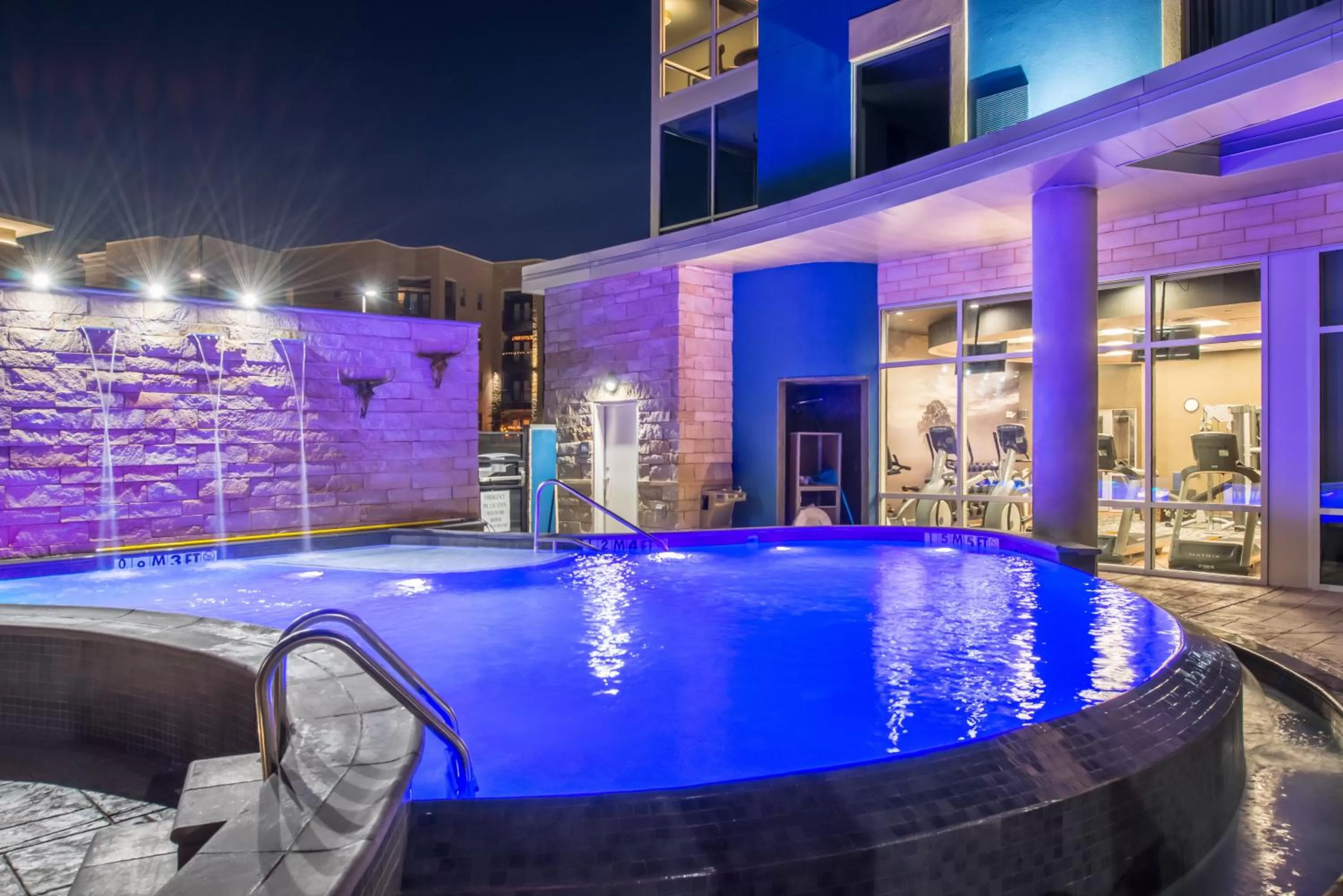 Swimming pool in Hotel Indigo Frisco by IHG