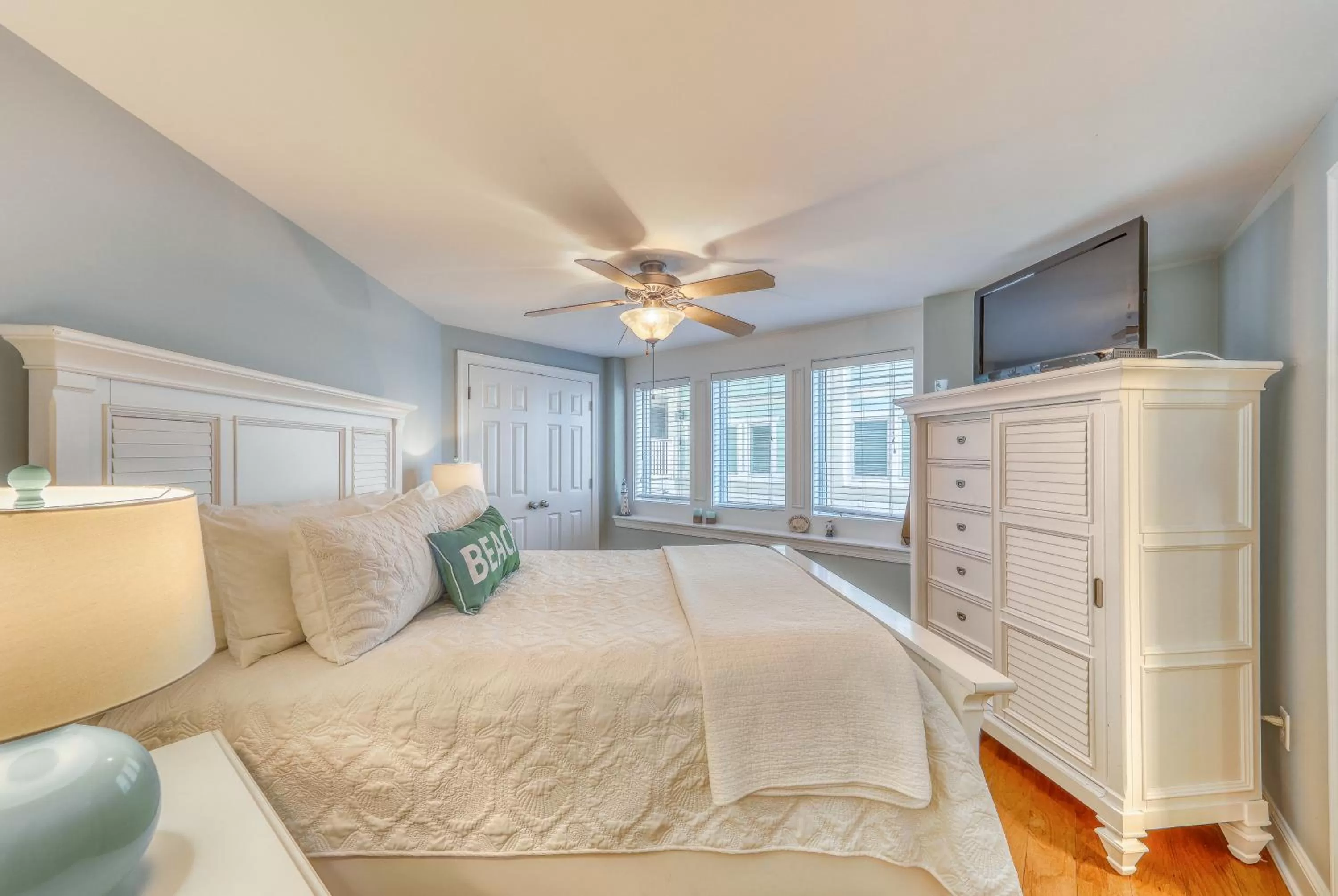 Bed in Tybee Cruisin'