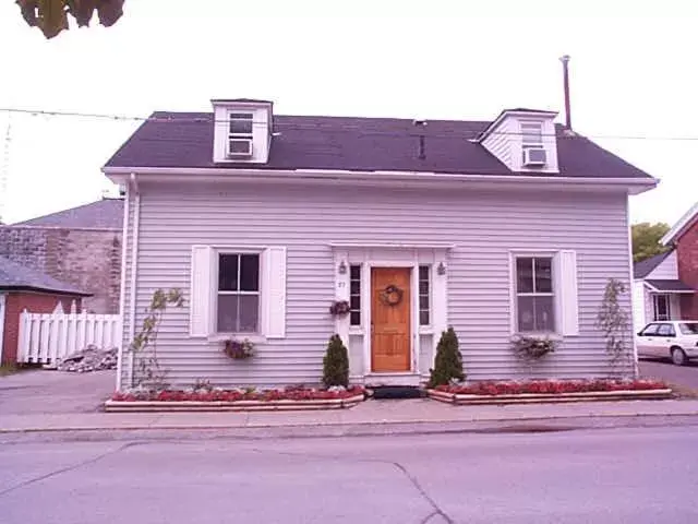 Property Building in The King George Inn