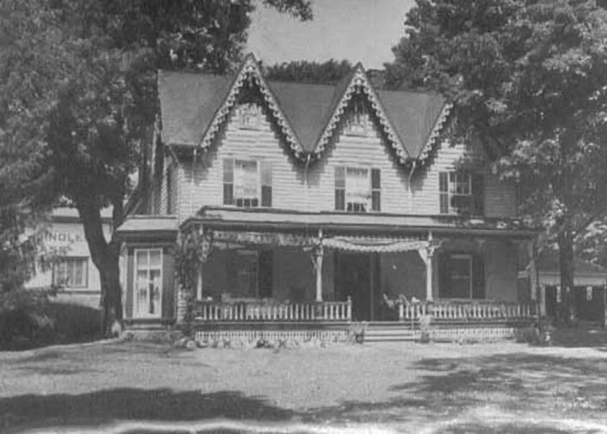 Property Building in Stamford Gables Bed and Breakfast