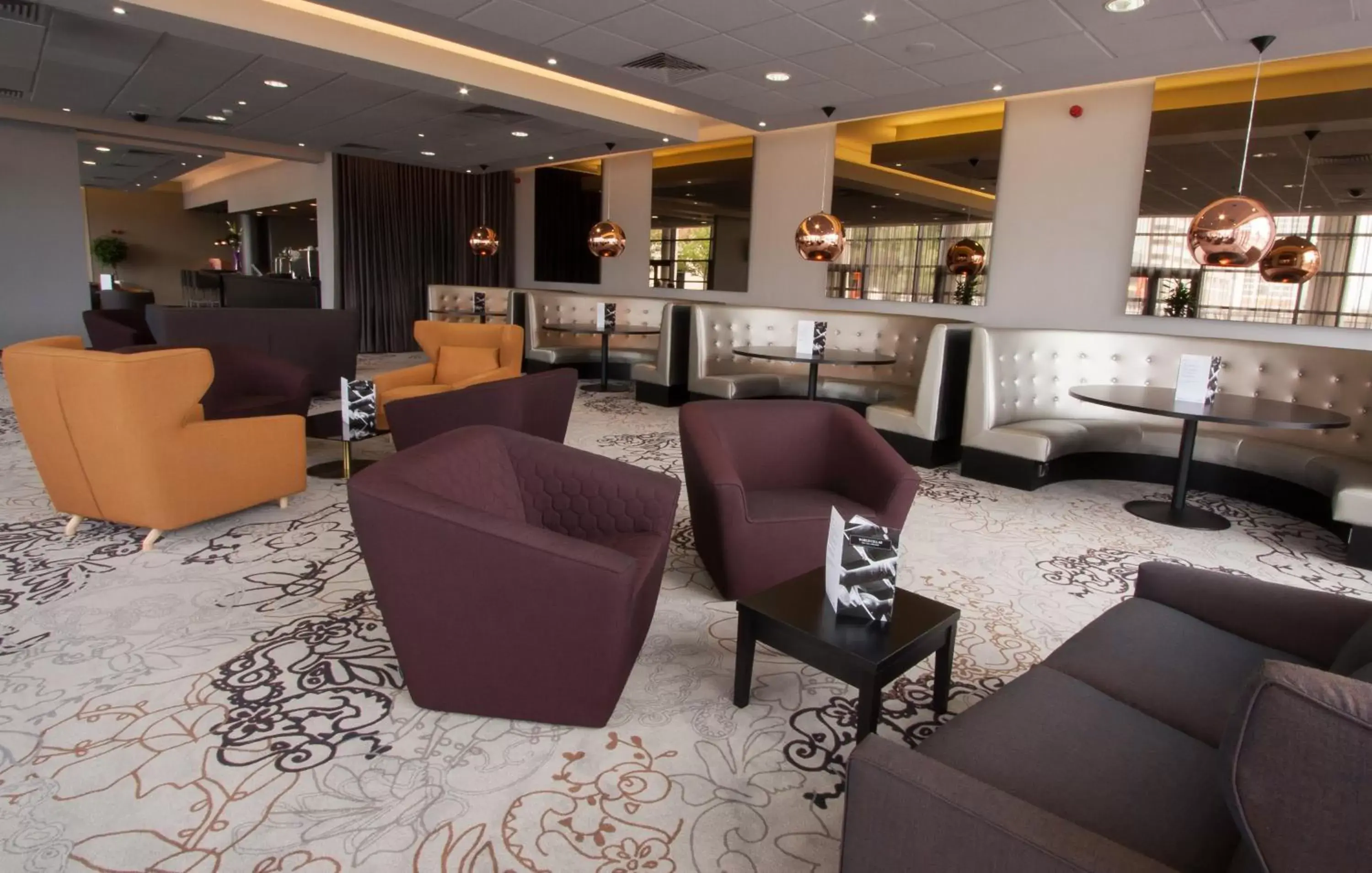 Lounge or bar in Crowne Plaza Liverpool City Centre, an IHG Hotel