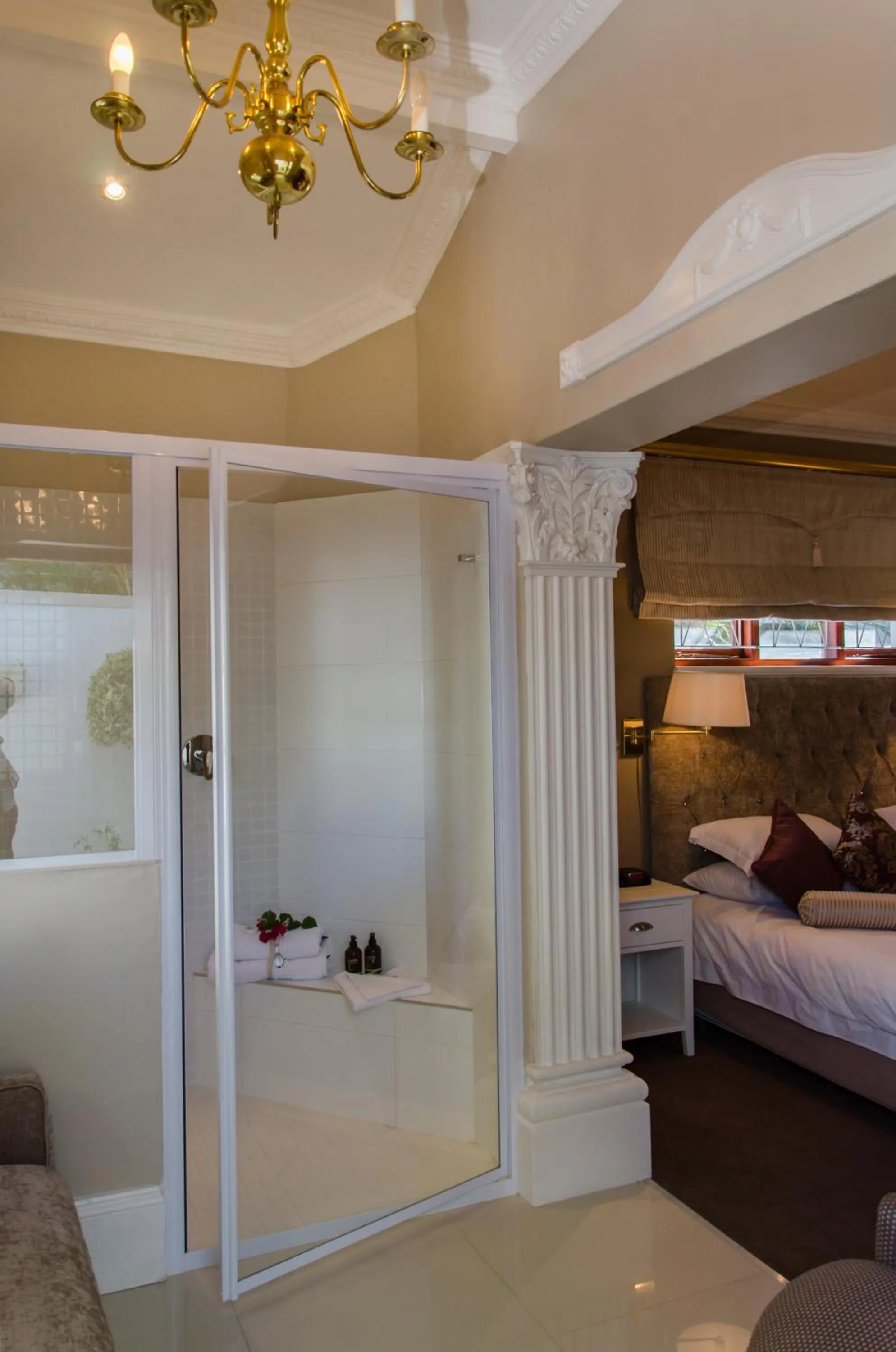 Bathroom, Bed in Brighton Lodge - #Solar Energy #No Loadshedding