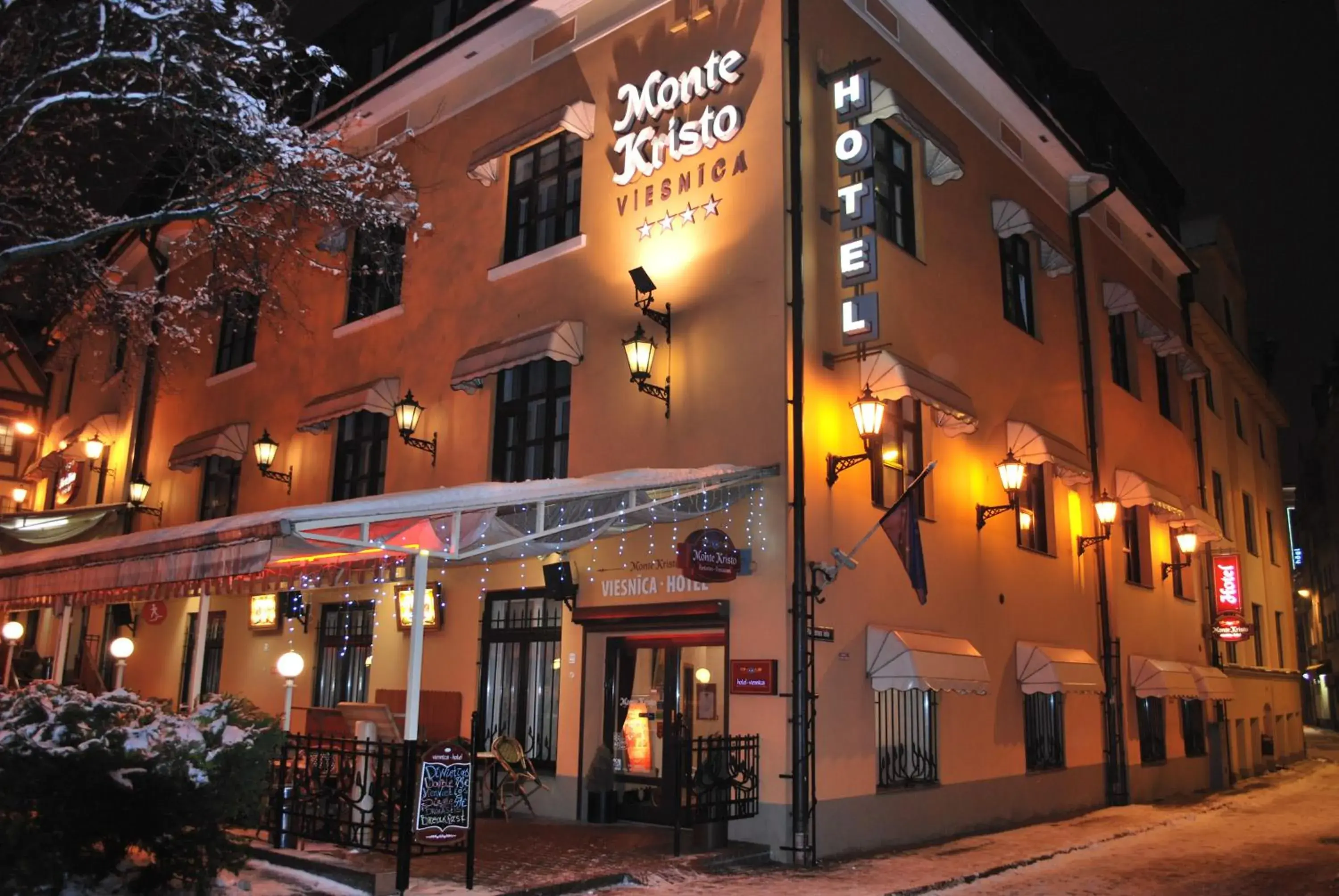 Property Building in Boutique Hotel Monte Kristo