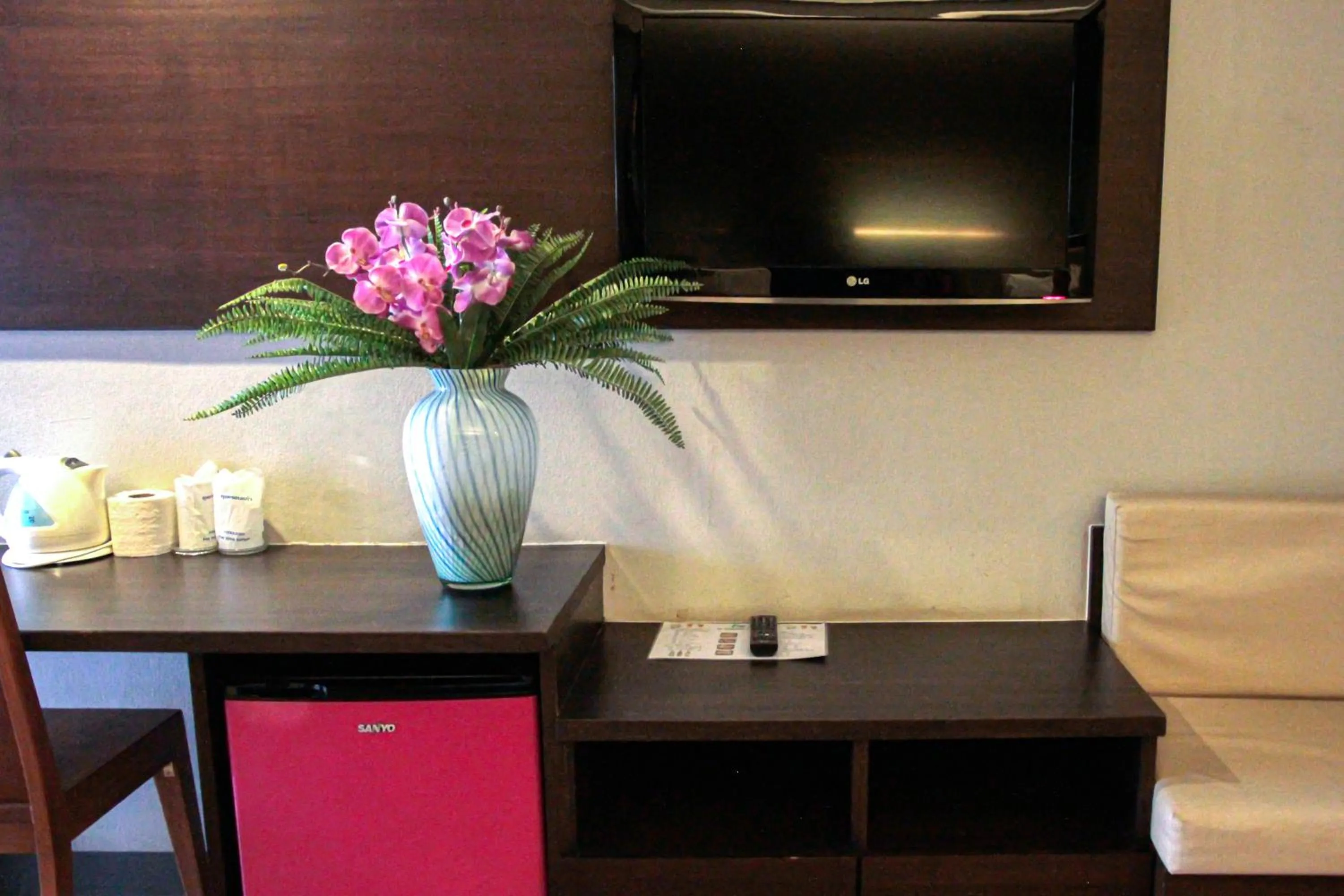 TV and multimedia in Grand Tara Garden Thai Hotel