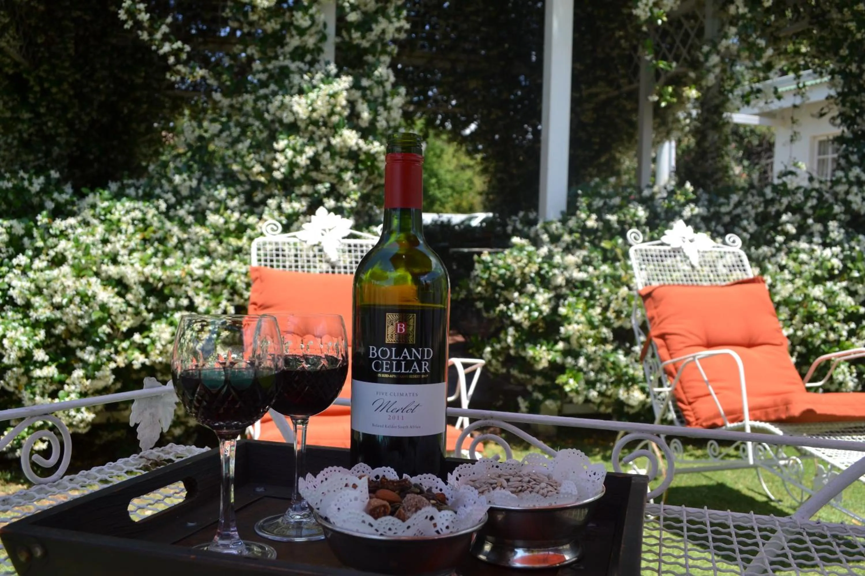 Day in A Tapestry Garden Guest House