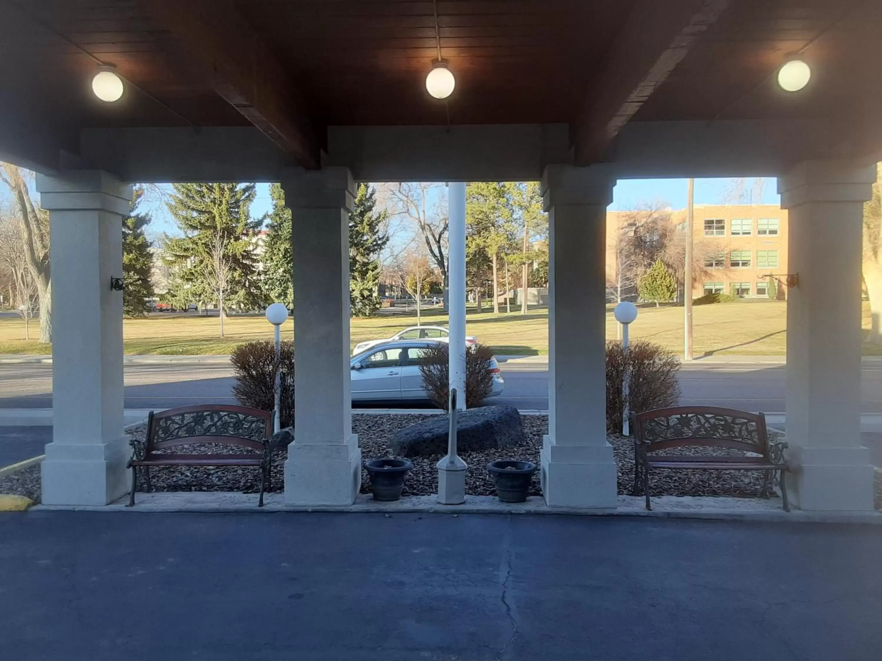 Parking in Days Inn by Wyndham Pocatello University Area