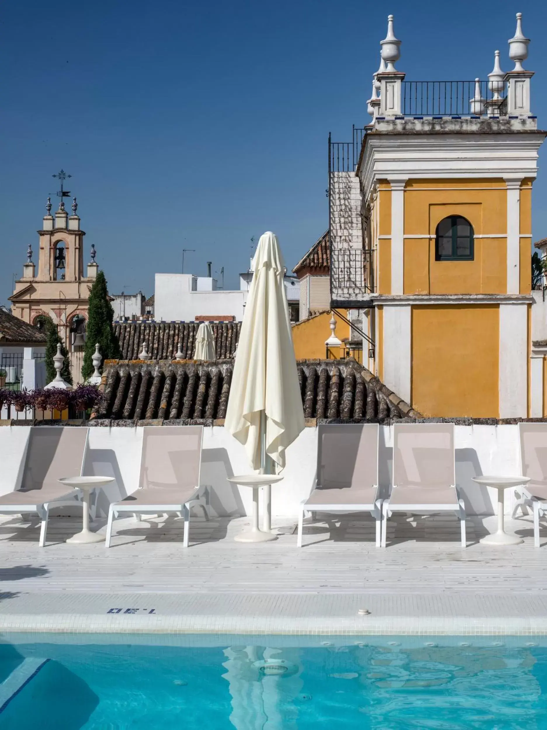 Swimming Pool in Hotel Las Casas de la Judería