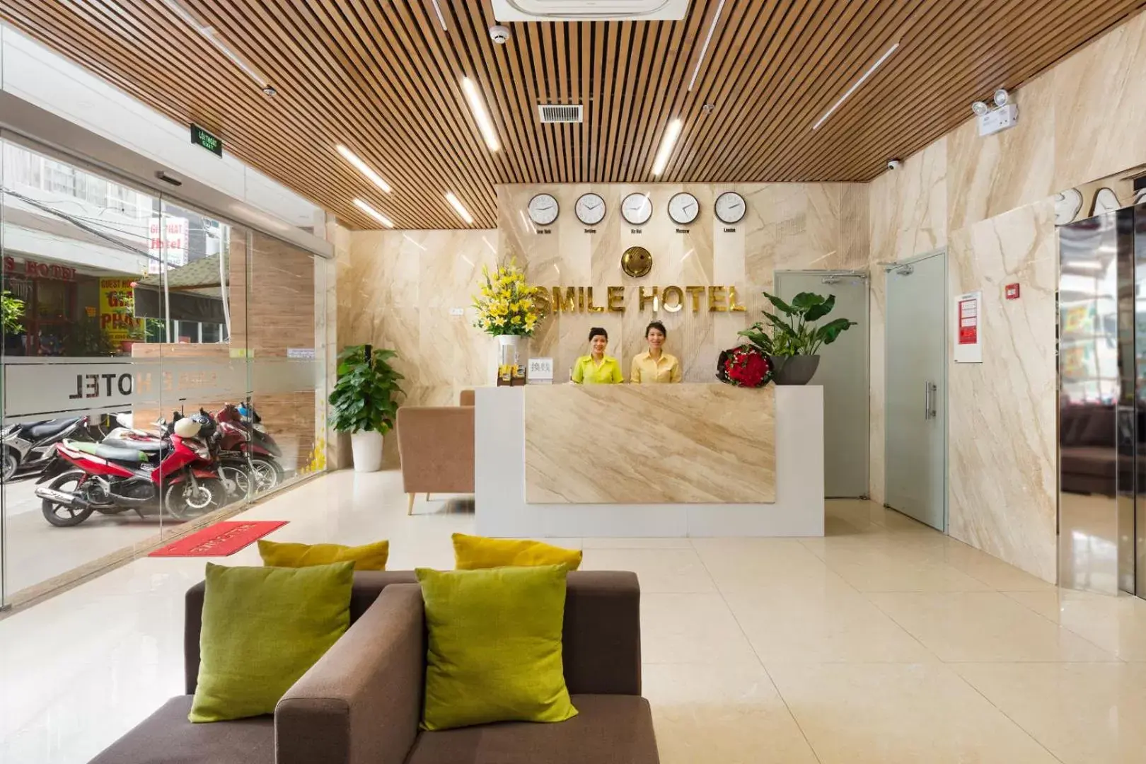 Property building in Smile Hotel Nha Trang Property building in Smile Hotel Nha Trang