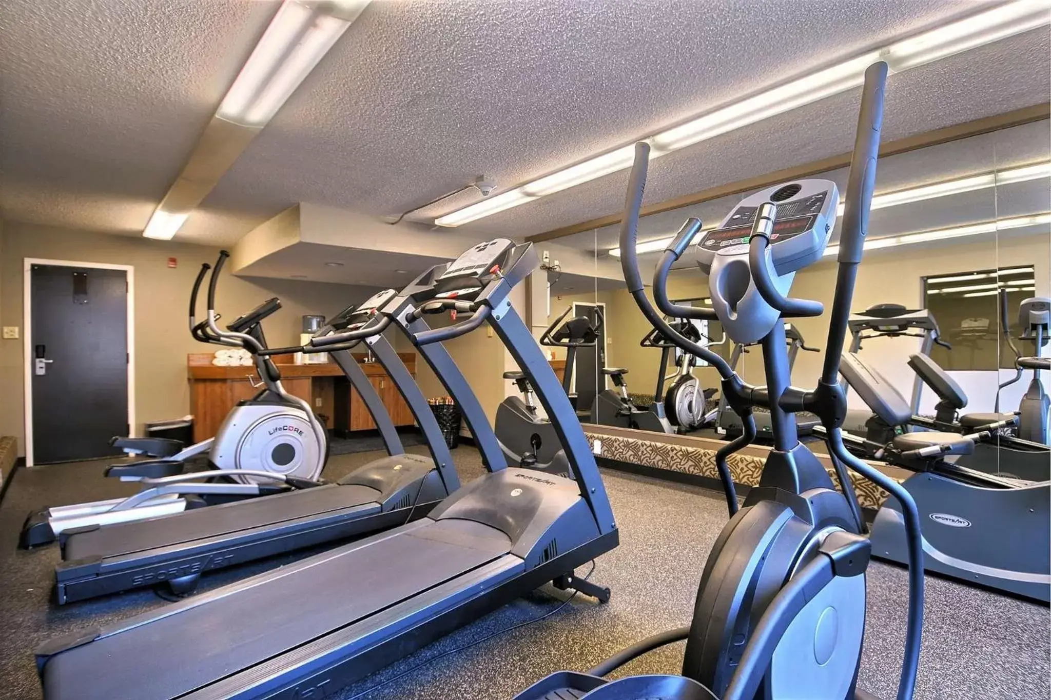 Fitness centre/facilities, Fitness Center/Facilities in Travelodge by Wyndham Memphis Airport/Graceland