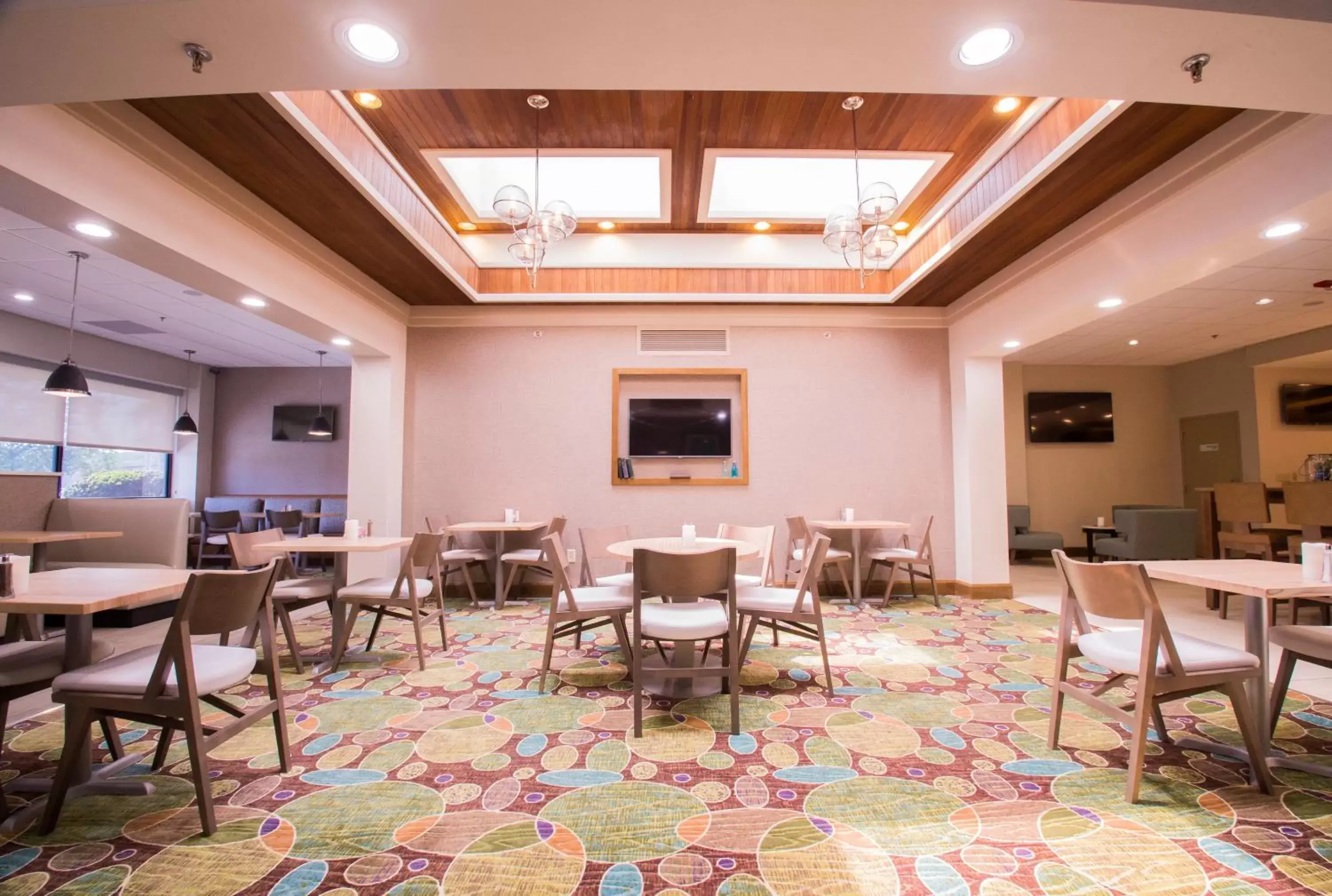 Restaurant/Places to Eat in Holiday Inn Greenville, an IHG Hotel