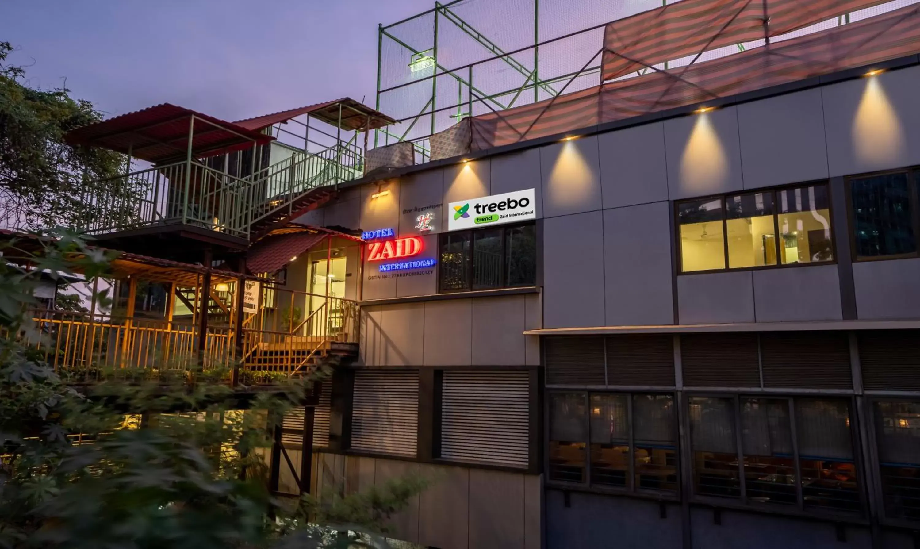 Facade/entrance in Treebo Zaid International Powai Facade/entrance in Treebo Zaid International Powai