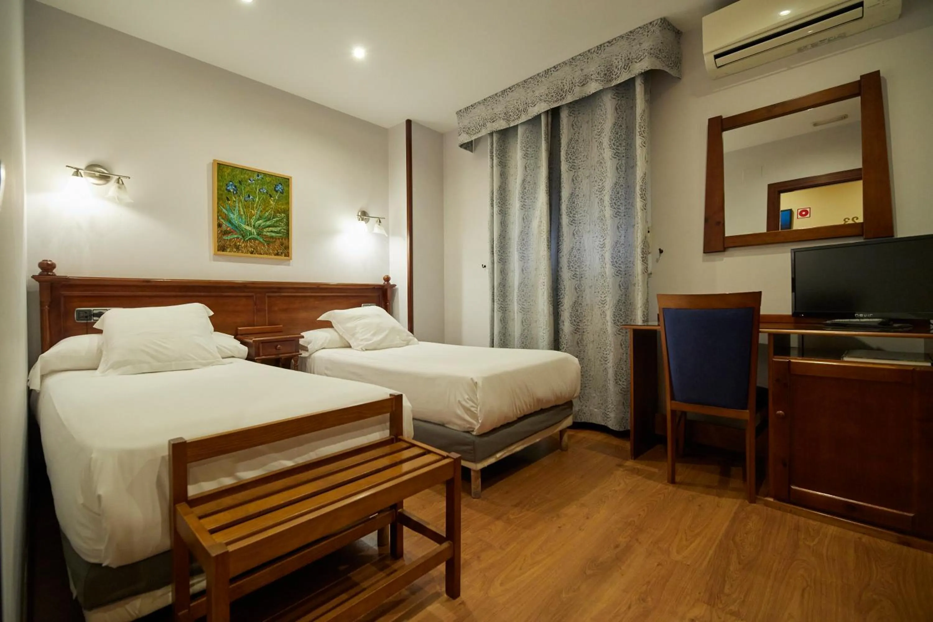 Bed in Hotel Villalegre