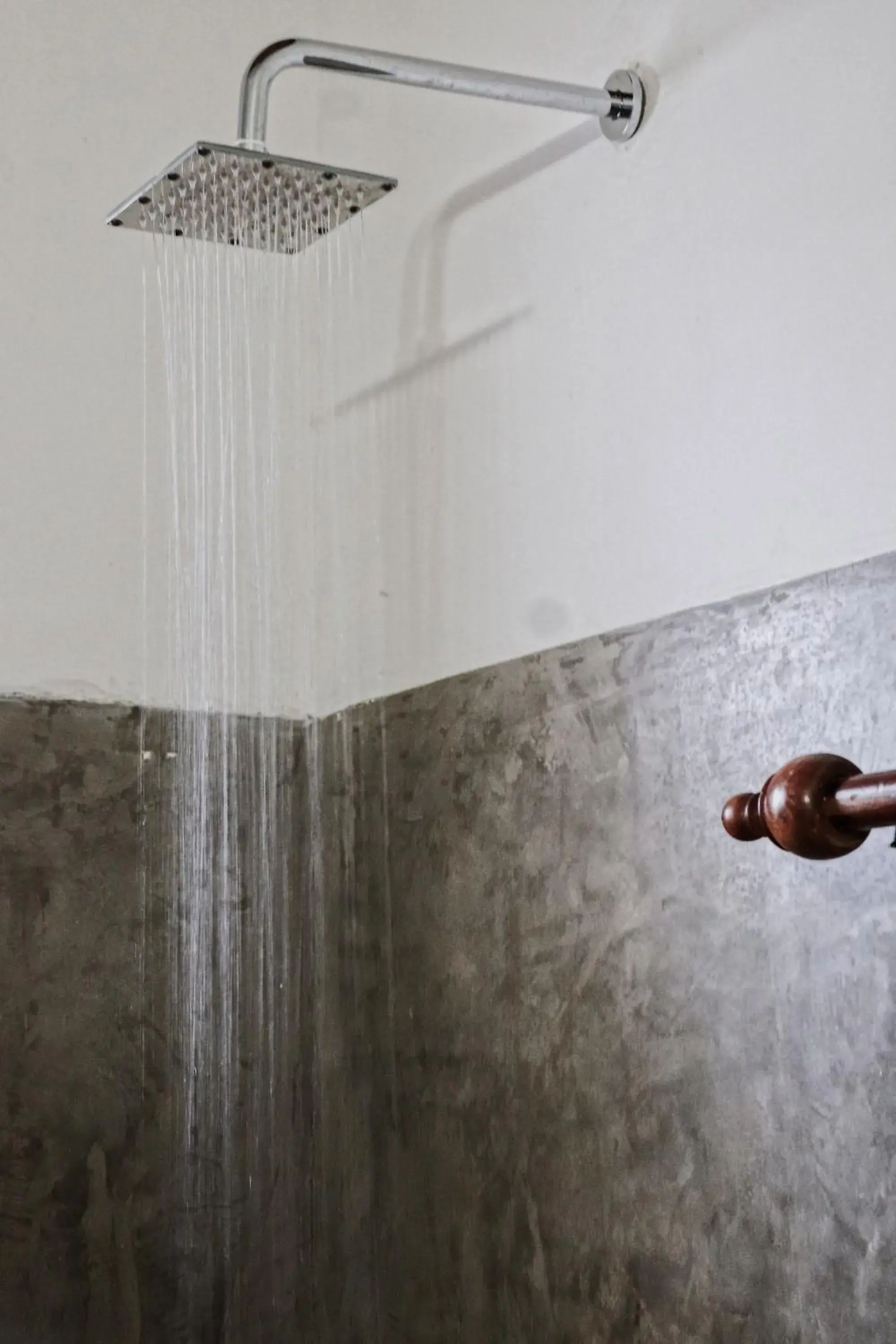 Shower in Hanthana House