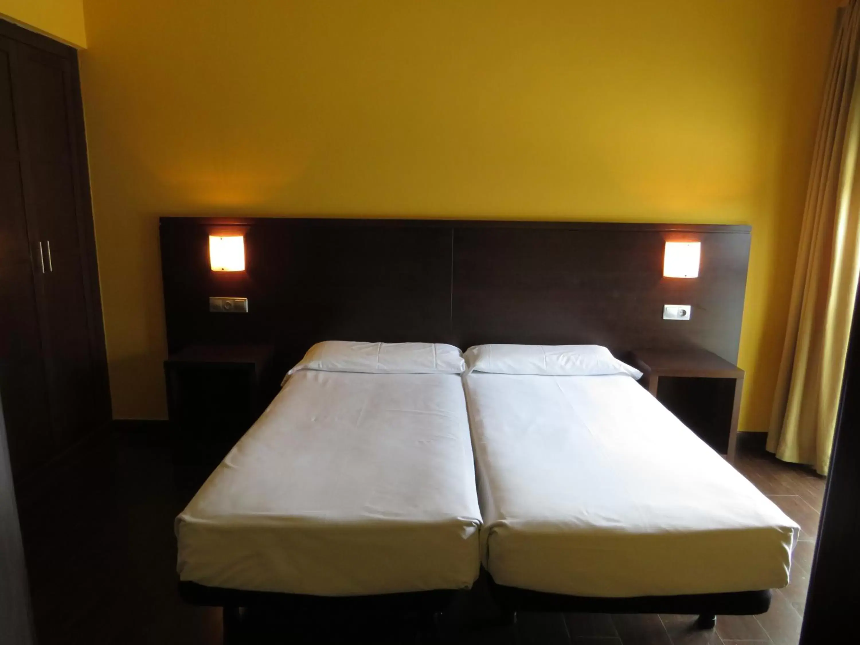 Bed in Euba Hotel
