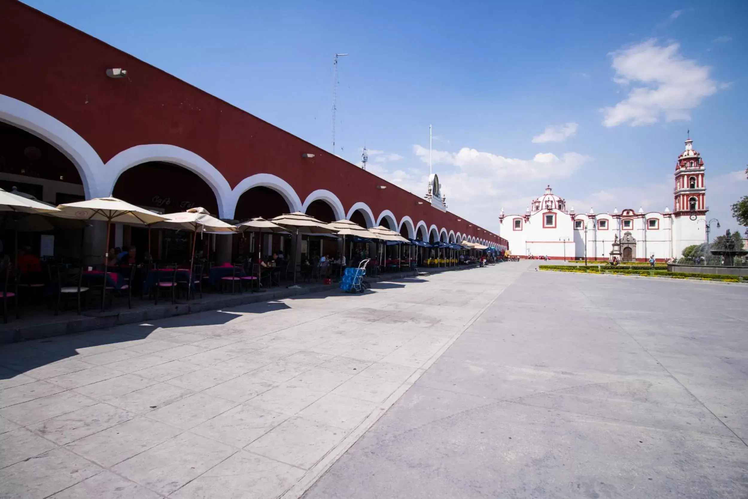 Facade/entrance, Property Building in Hotel Santa Rosa by Rotamundos