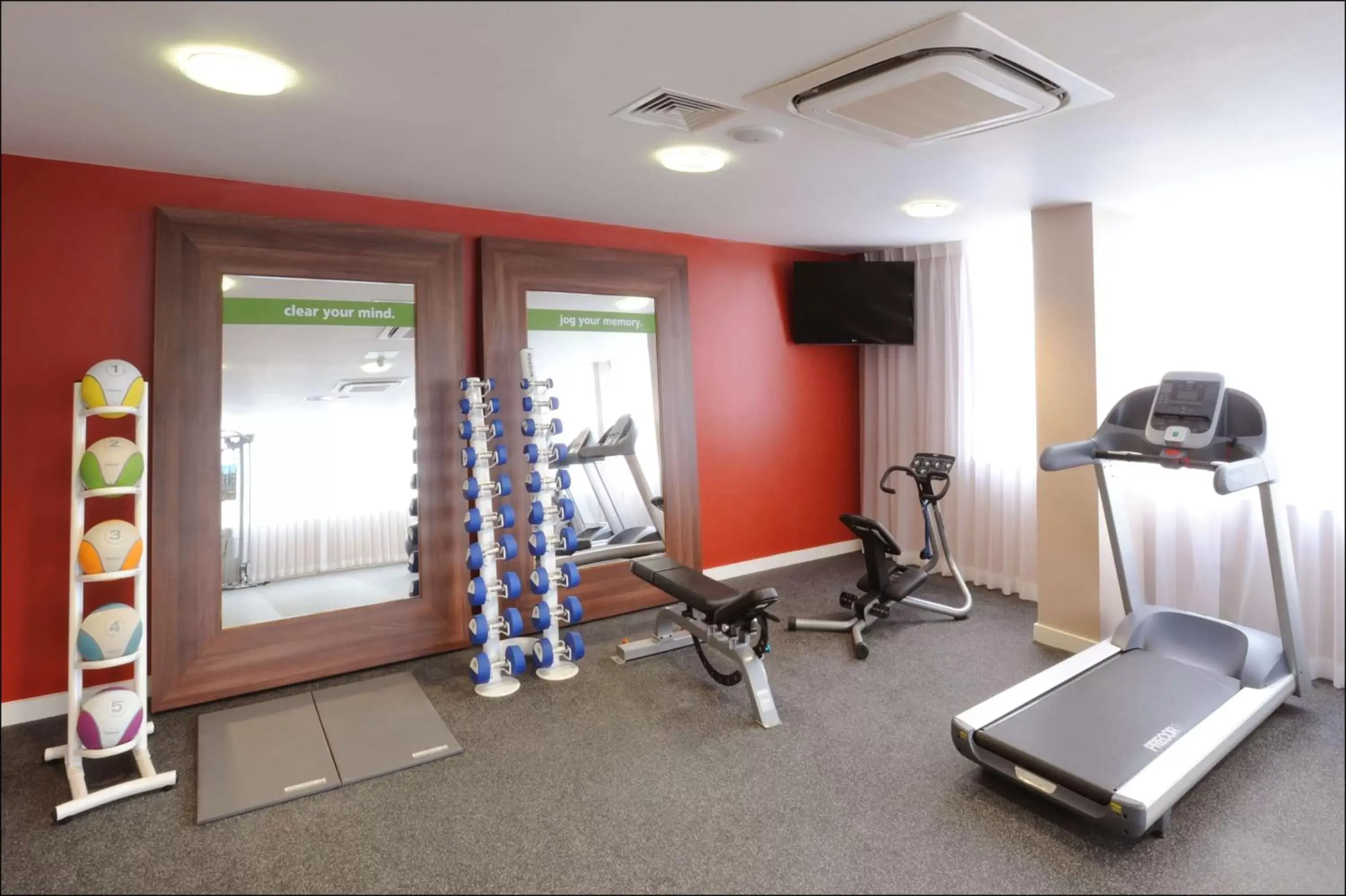 Fitness centre/facilities, Fitness Center/Facilities in Hampton by Hilton Birmingham Broad Street