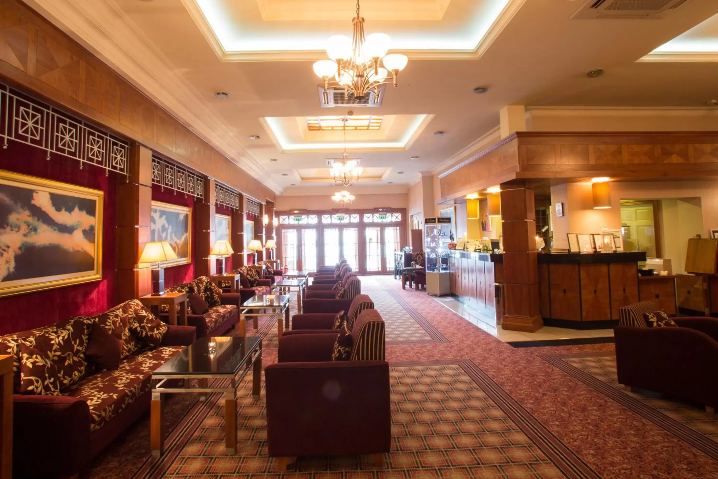 Lobby or reception, Restaurant/Places to Eat in Hamlet Court Hotel