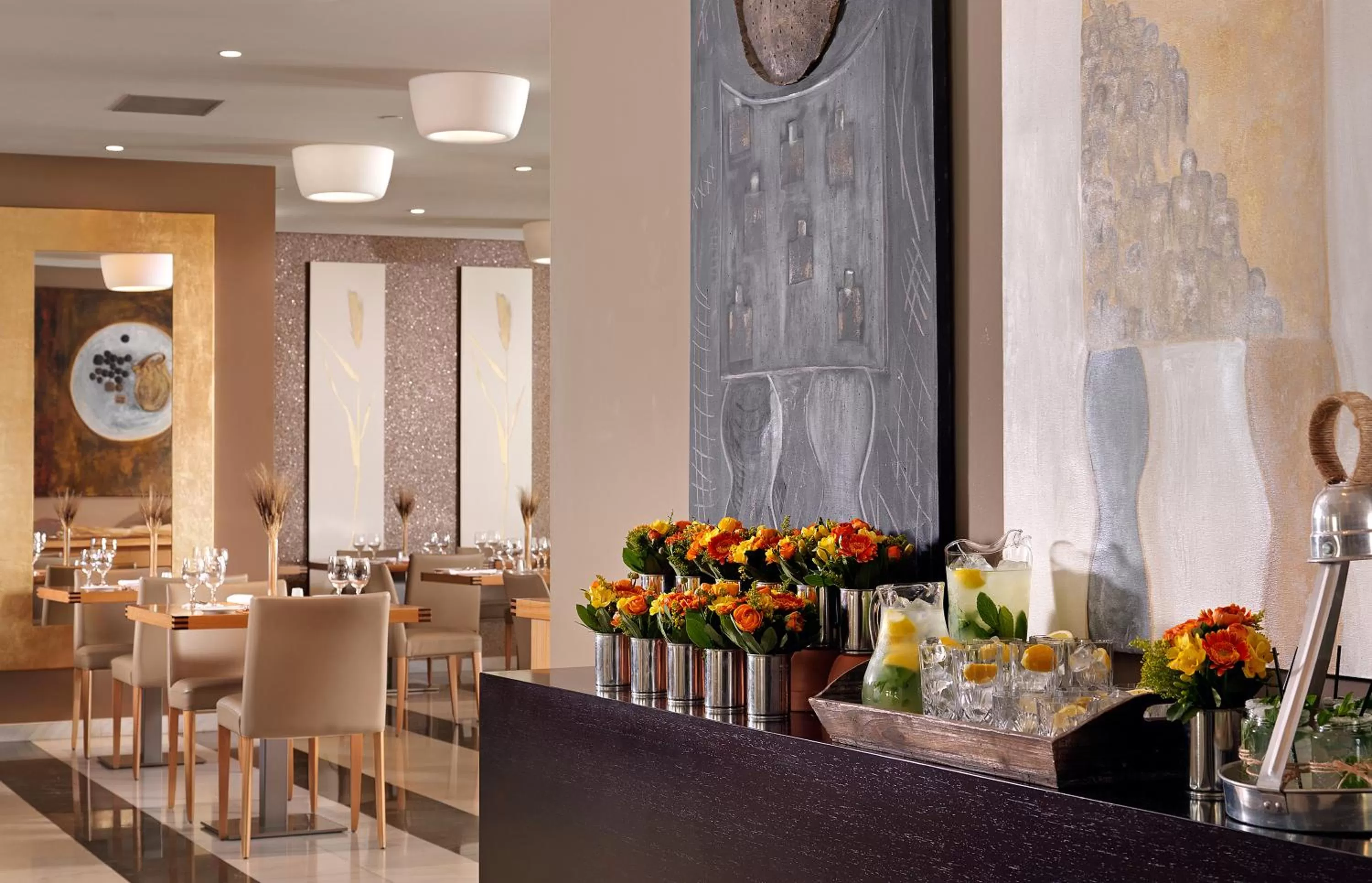 Restaurant/places to eat in Elefsina Hotel