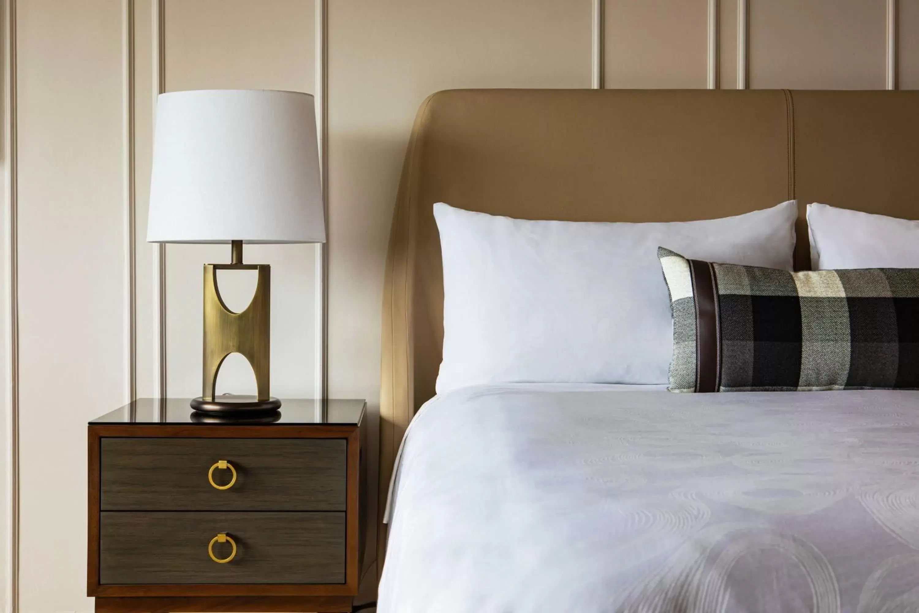 Queen Room with Two Queen Beds and Adapted Tub - Mobility Accessible in JW Marriott Atlanta Buckhead Queen Room with Two Queen Beds and Adapted Tub - Mobility Accessible in JW Marriott Atlanta Buckhead